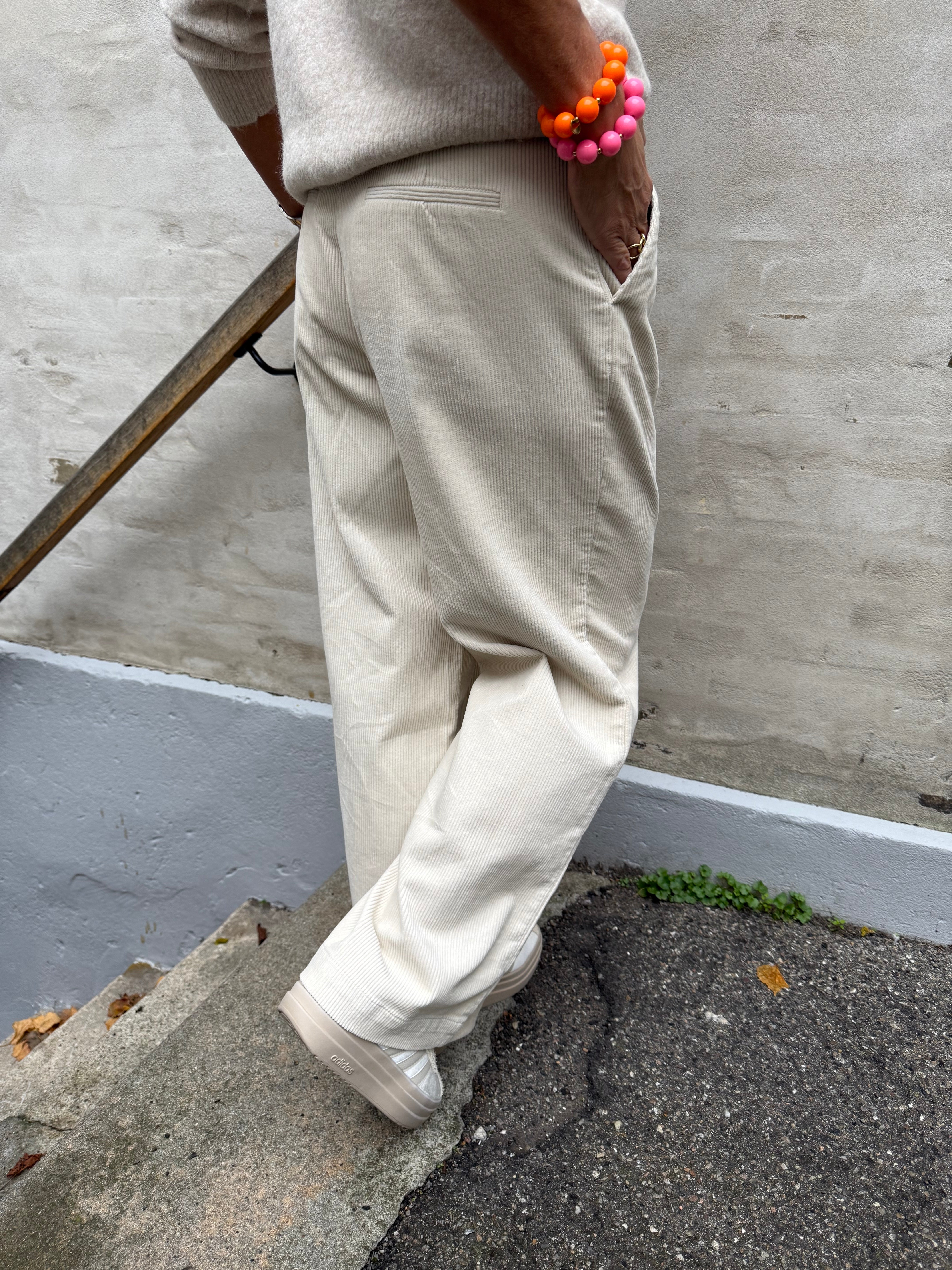 SHIRAZ ASHER HW WIDE PANT - Moonbeam