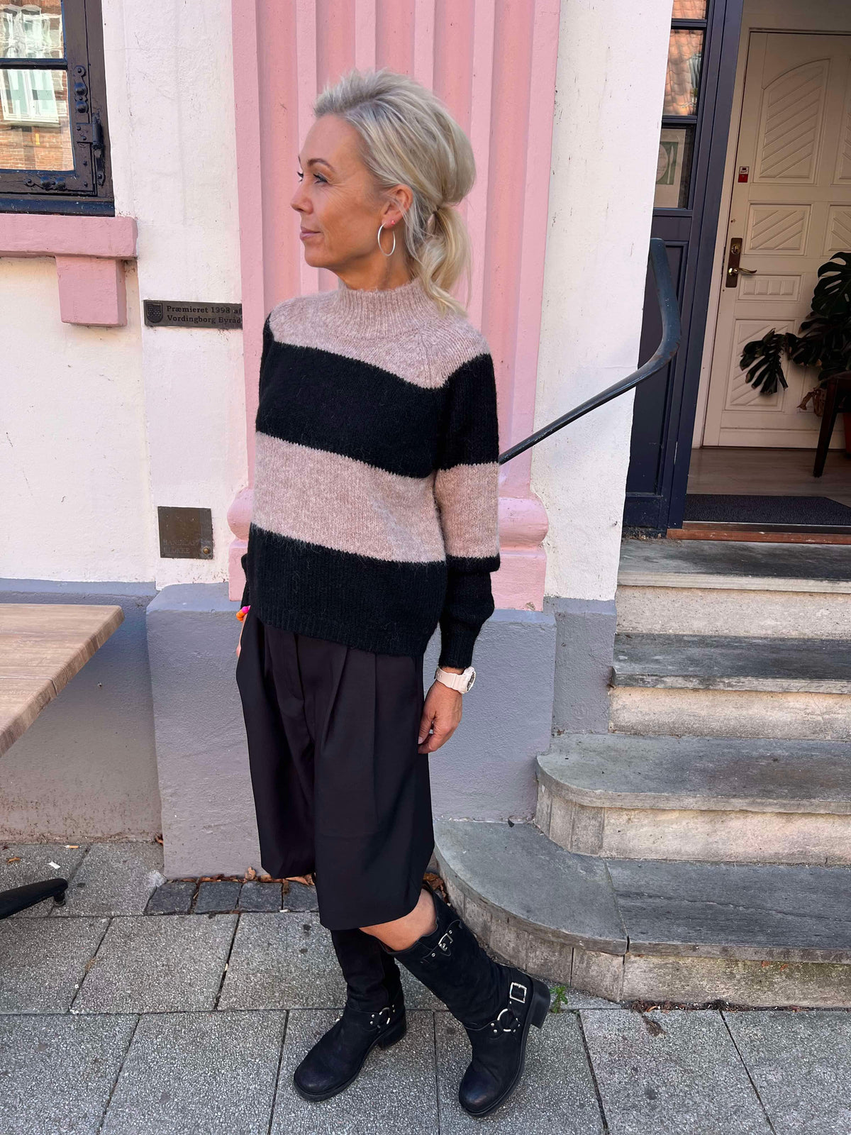 Nika Bermuda Shorts - Black