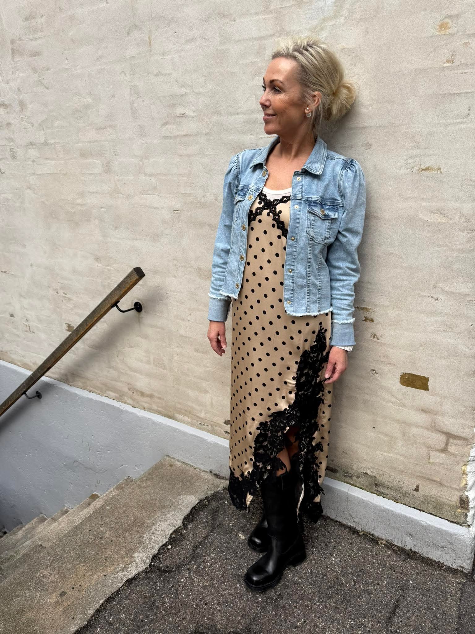 DahliaGO Mi Dress - Latte Black Dots