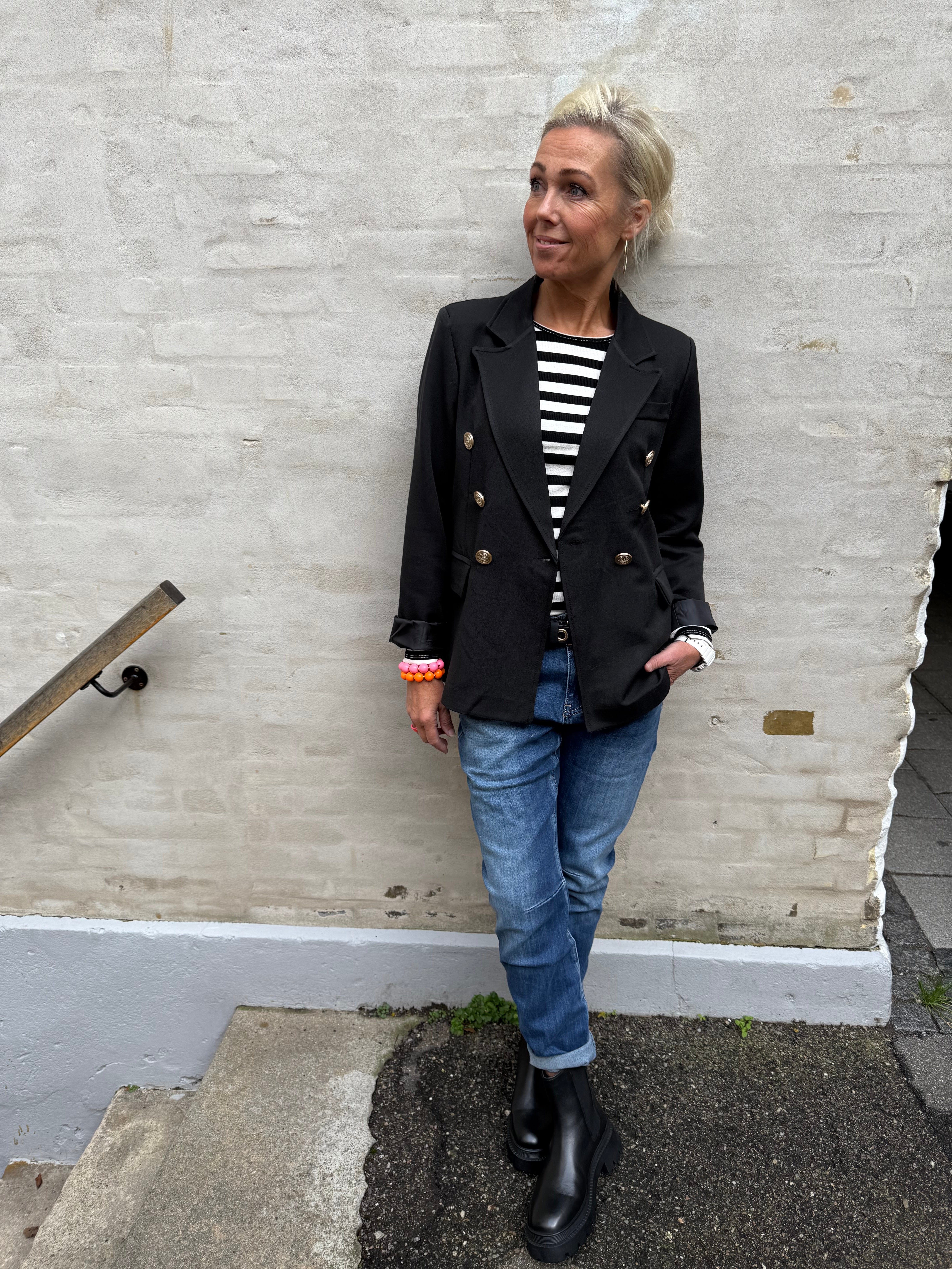 Topaz Blazer - Black