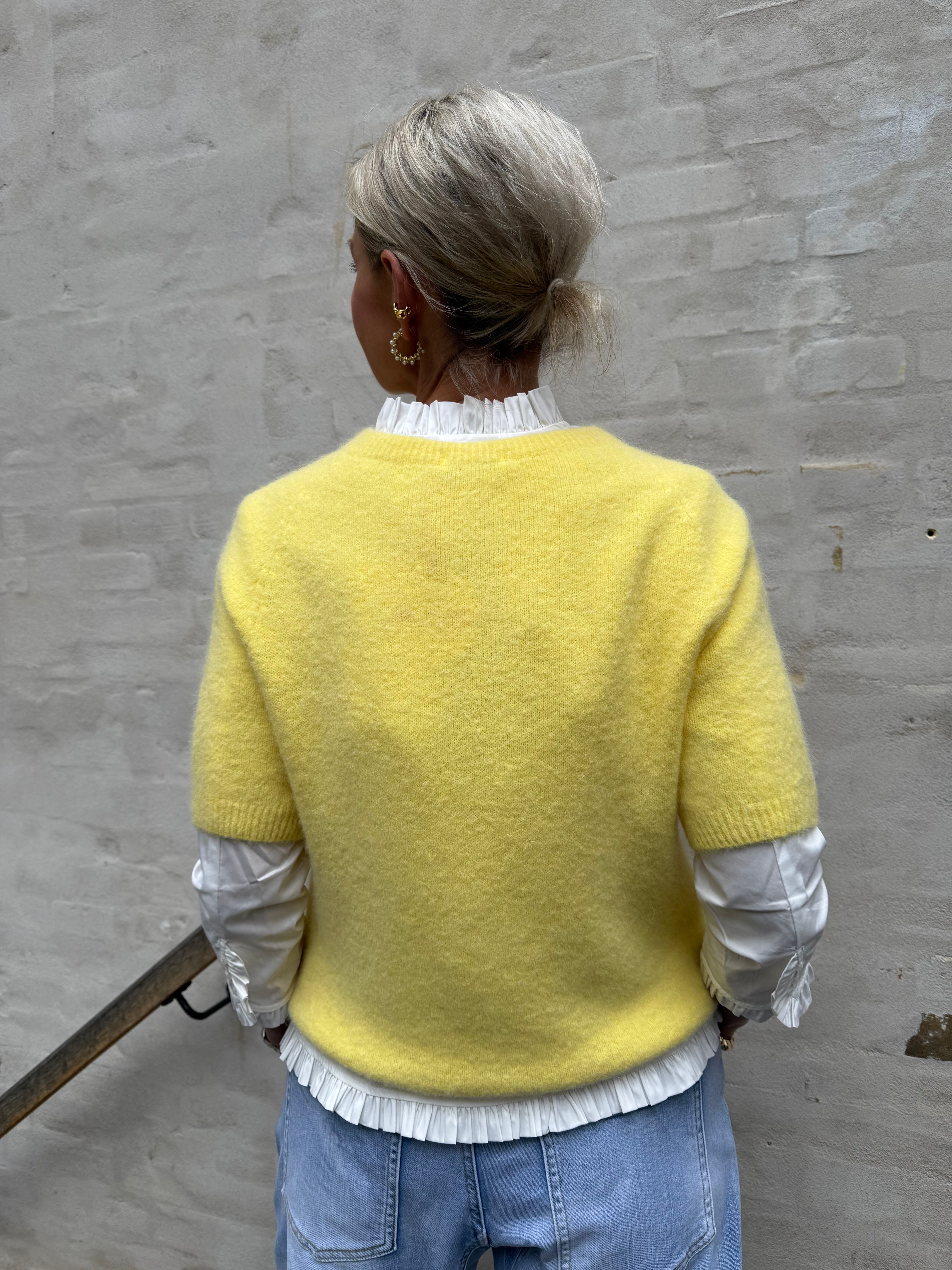 Giulia Strik - Yellow