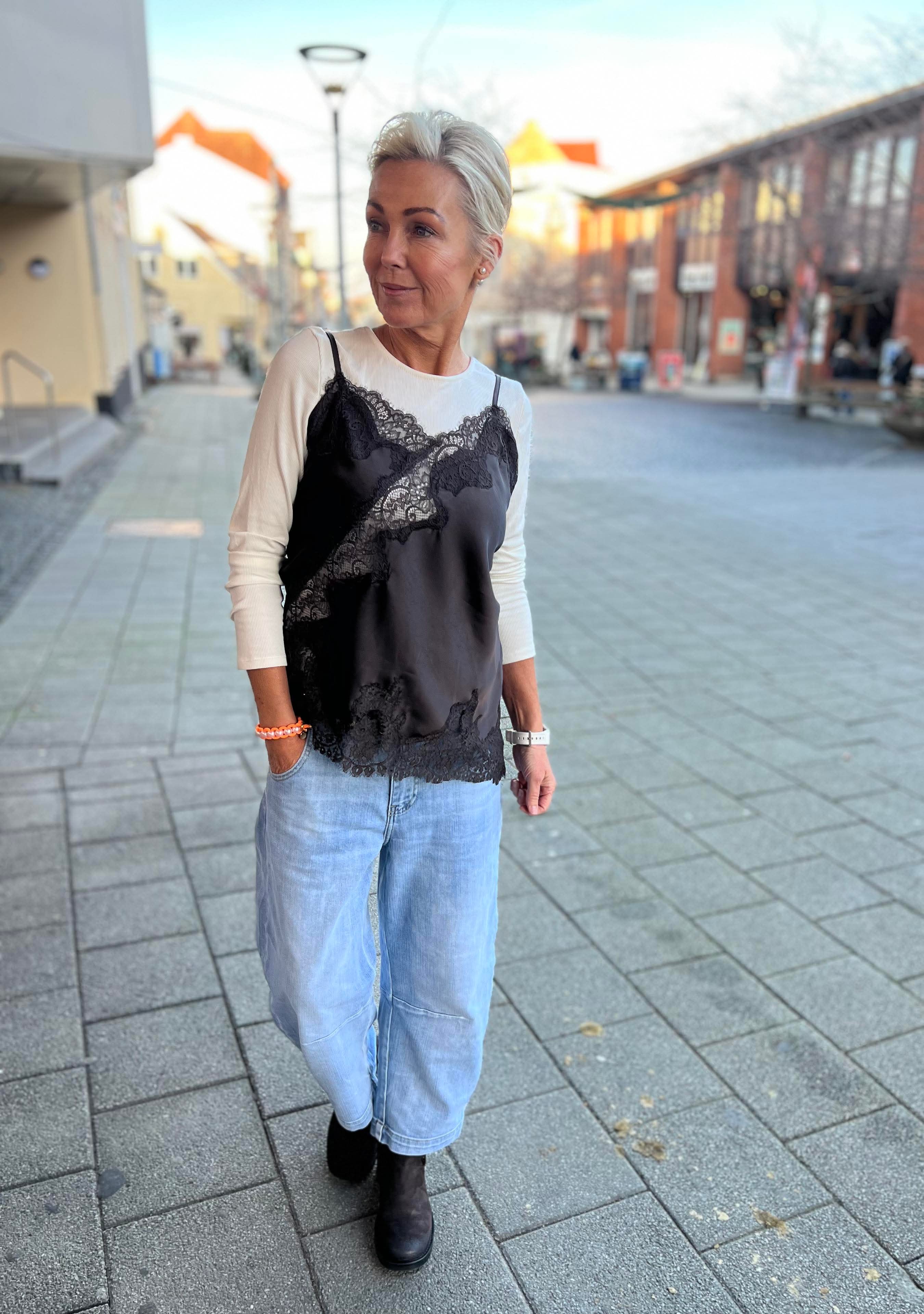 Viole Lace Top - Dark Brown