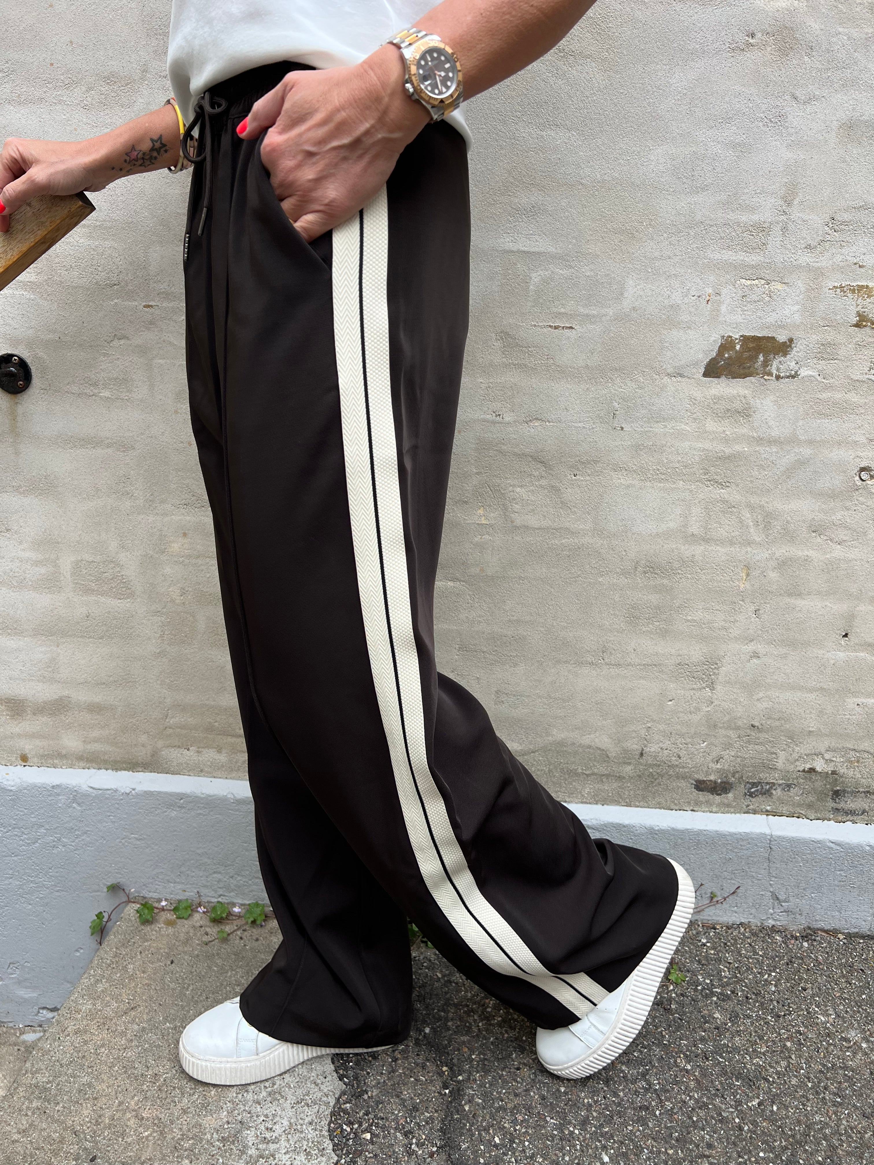 Axel Panel Pant Mocca