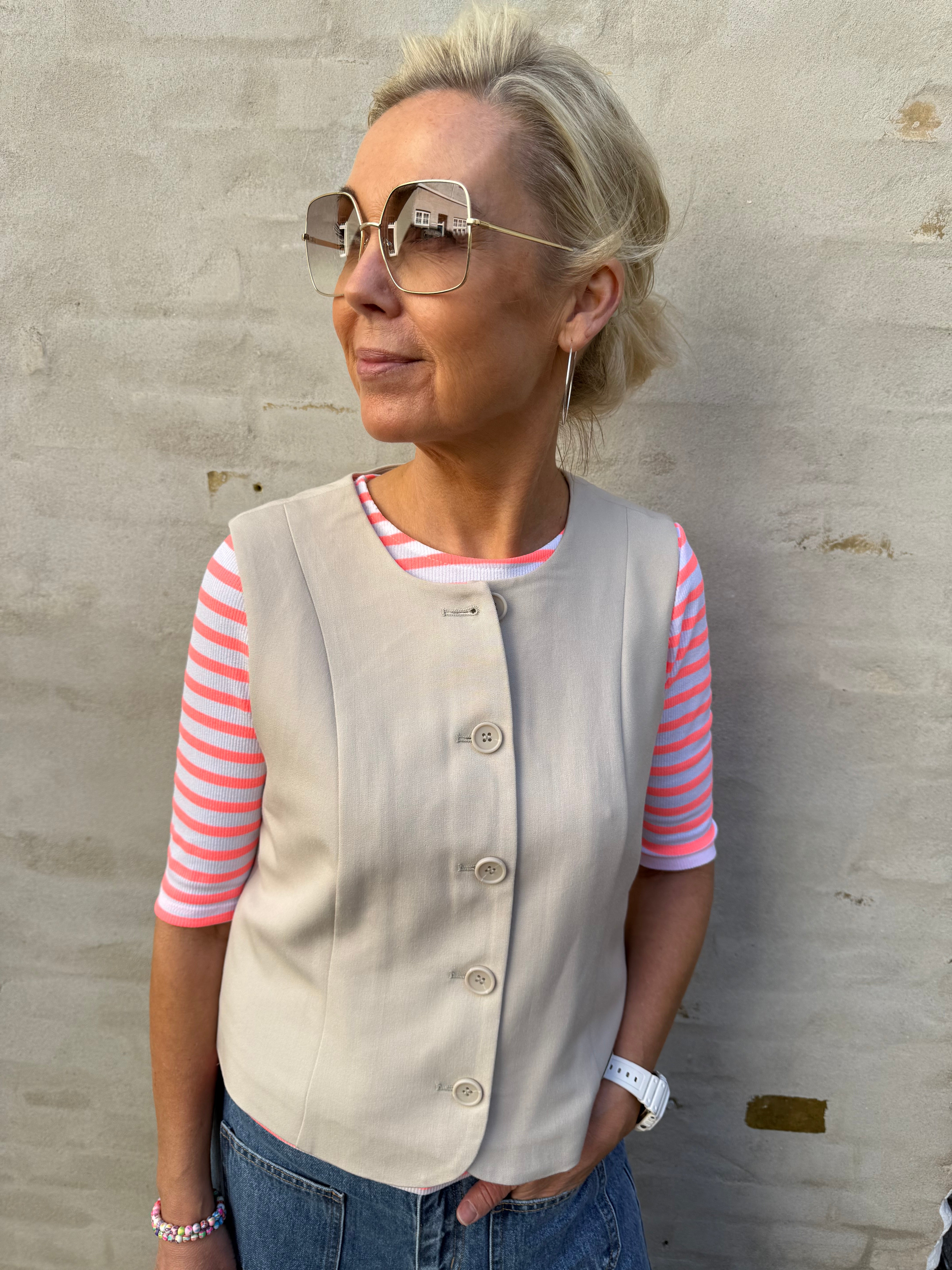 KAMIL FITTED VEST - Silver Lining
