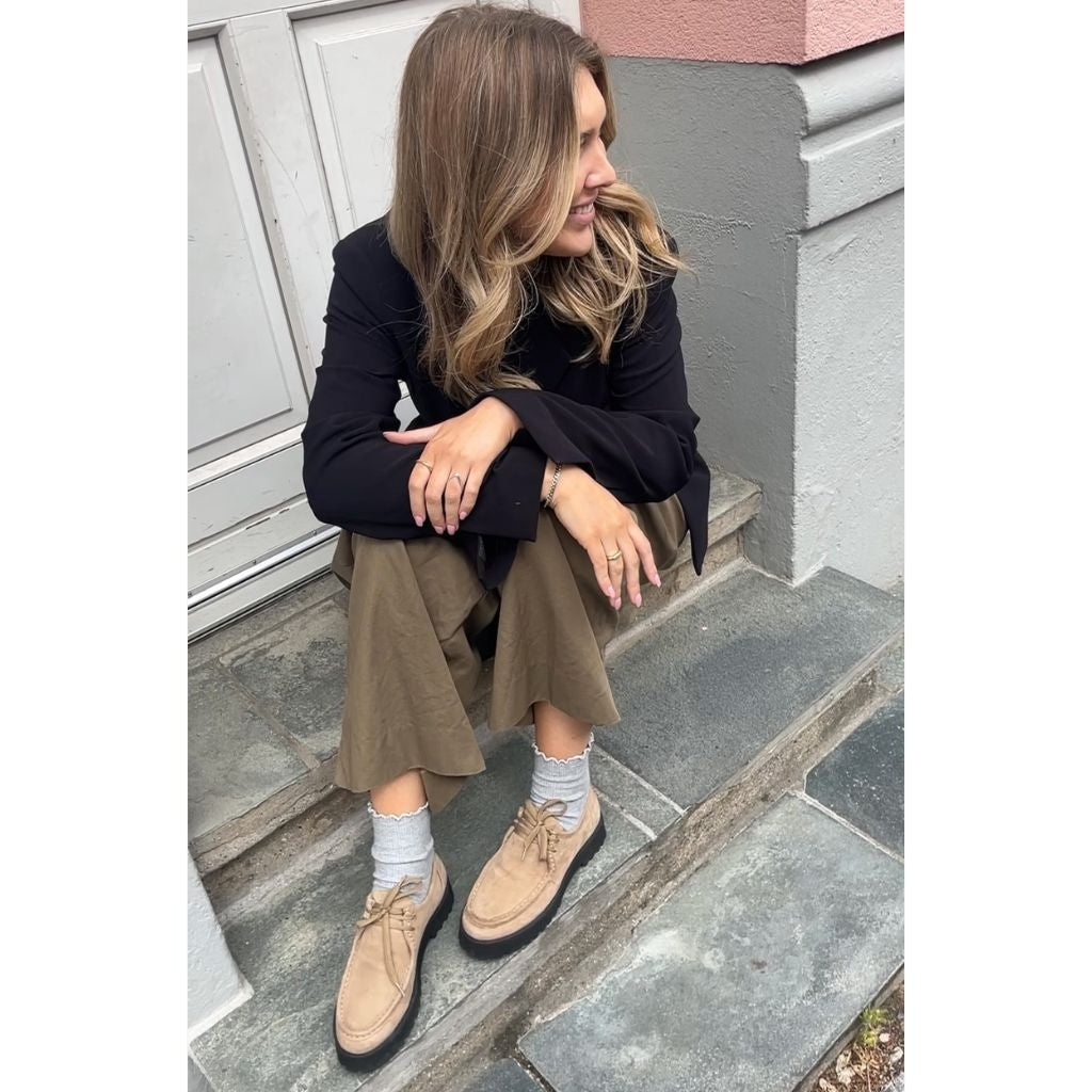 THE MOVEMENT BEIGE - BEIGE