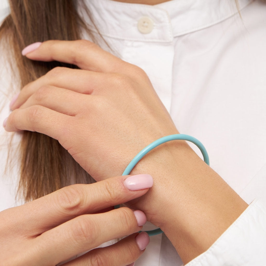 Colour bangle bracelet light blue