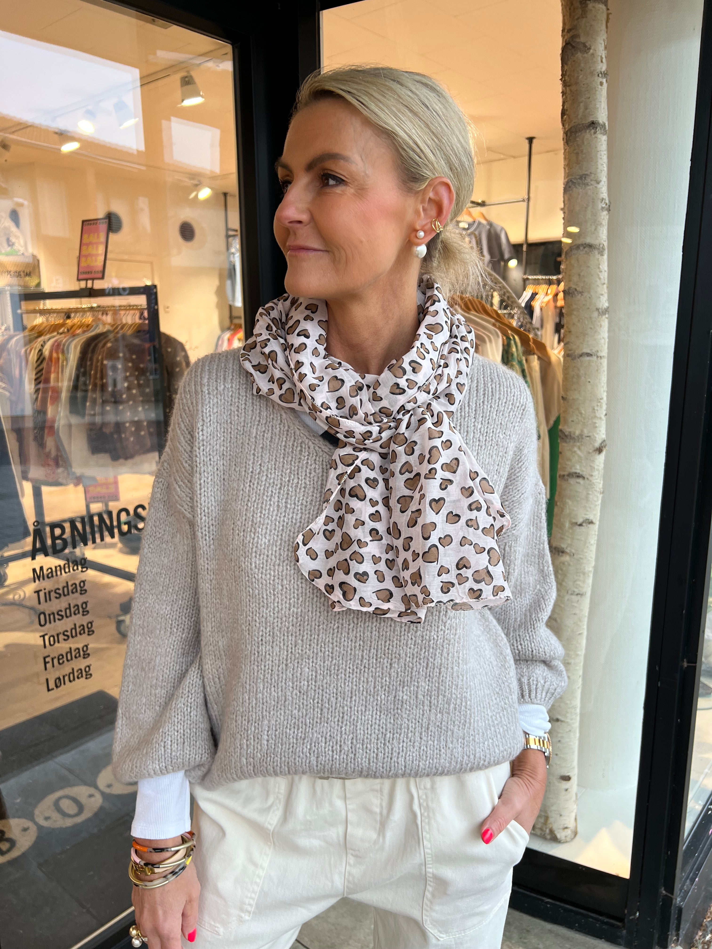 Hestia scarf rose