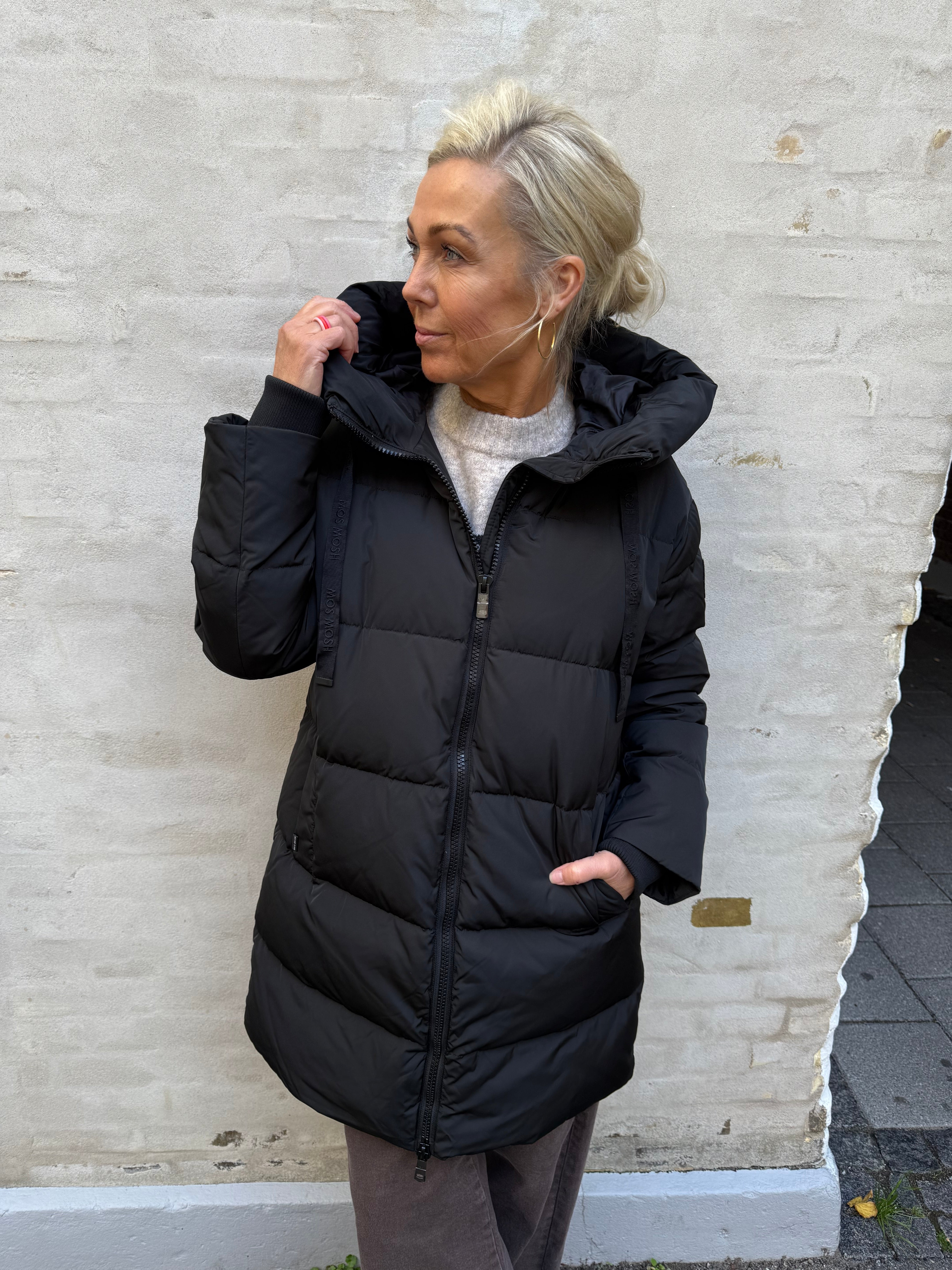 Nova Avon Down Jacket - Black