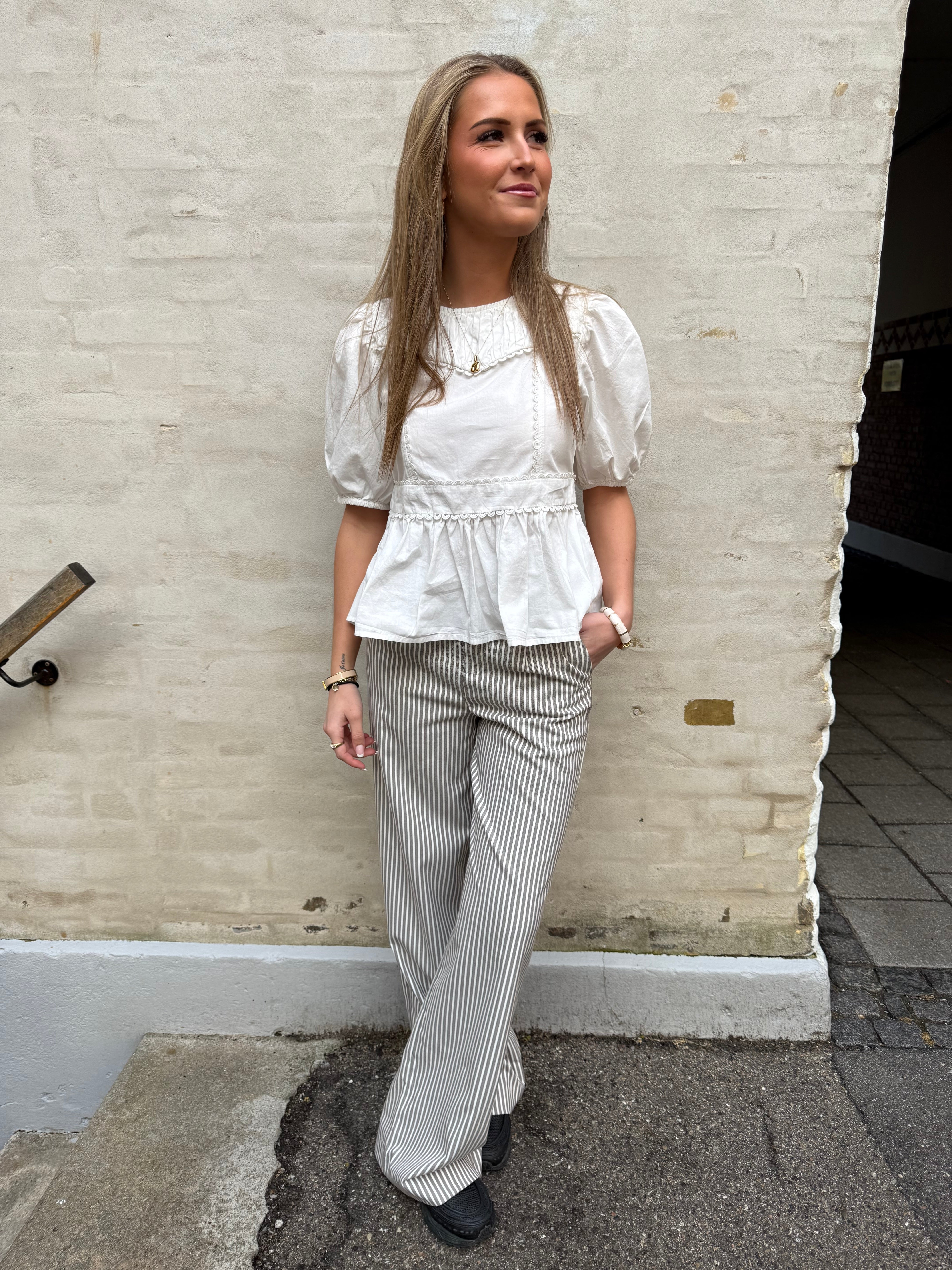 KELLY O-NECK TOPP - Cloud Dancer