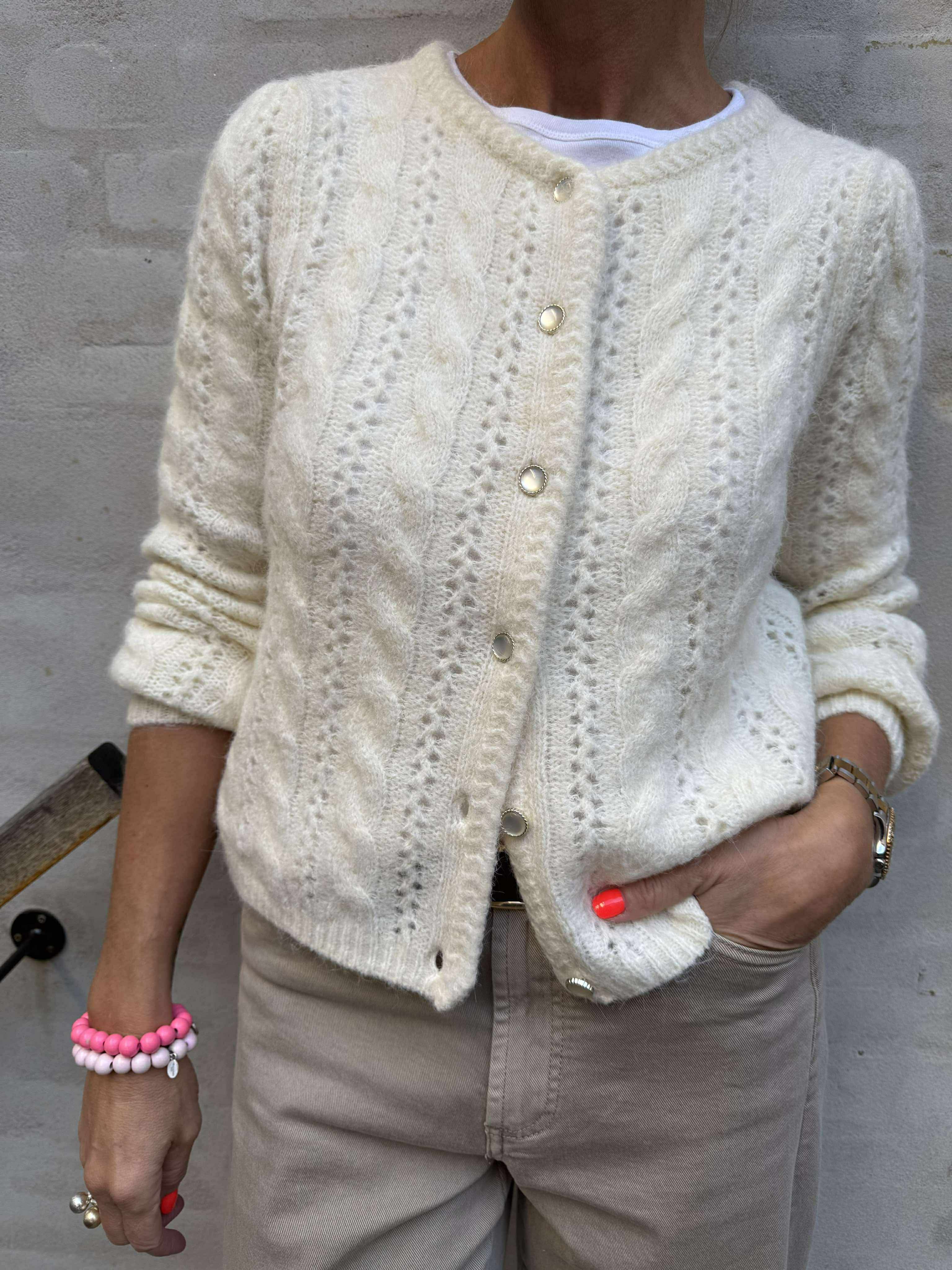 GABRIELLE LS O-NECK CARDIGAN - Birch W. DTM BUTTON