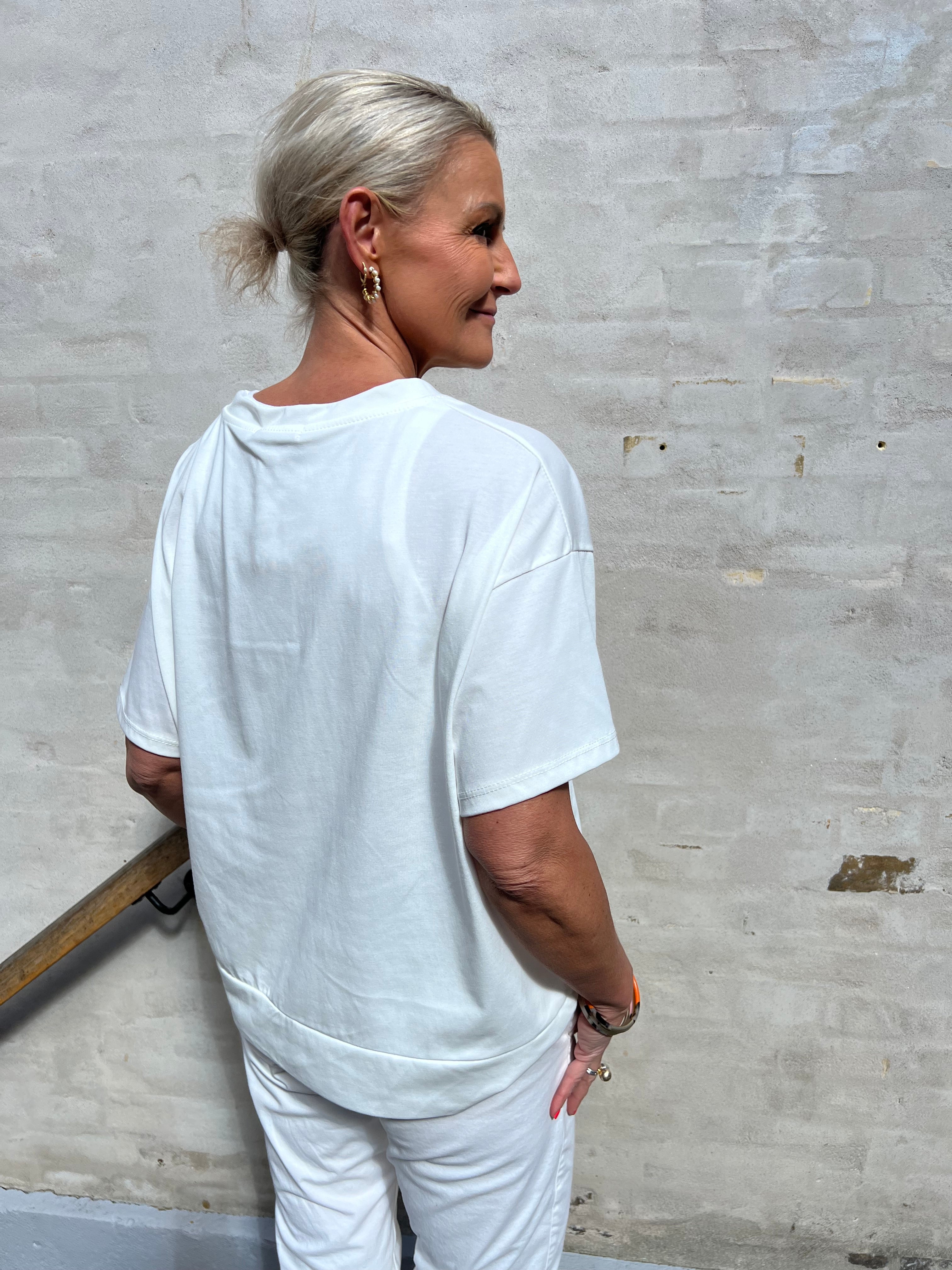 Cherie sweat tee
