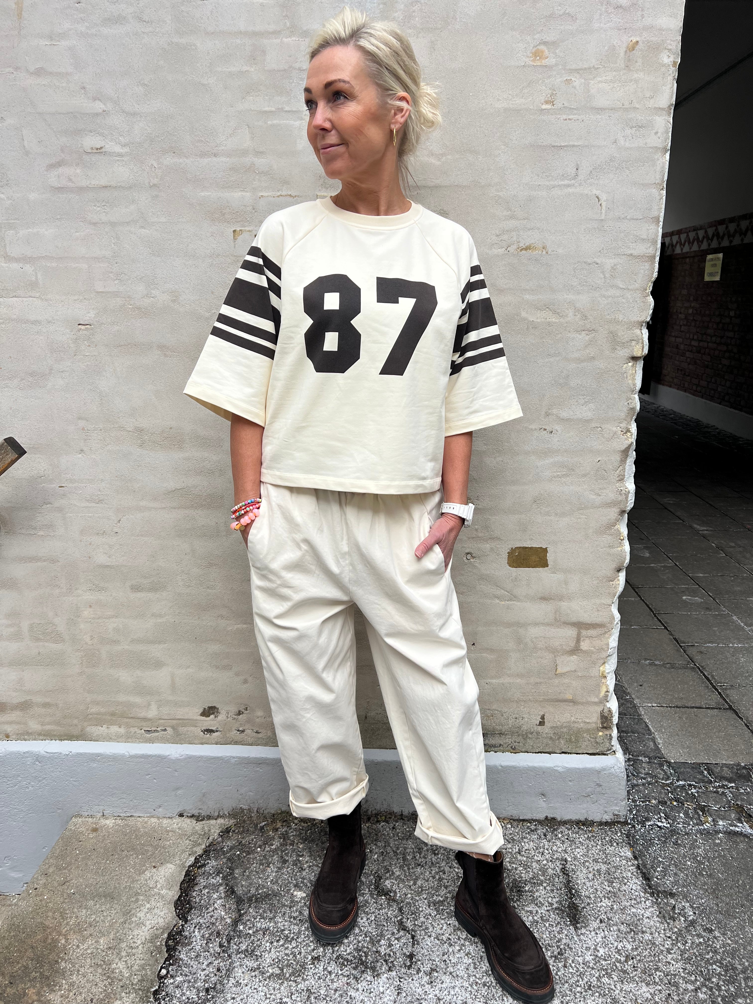 ElyCC 87 Tee Sweat - Bone/Brown