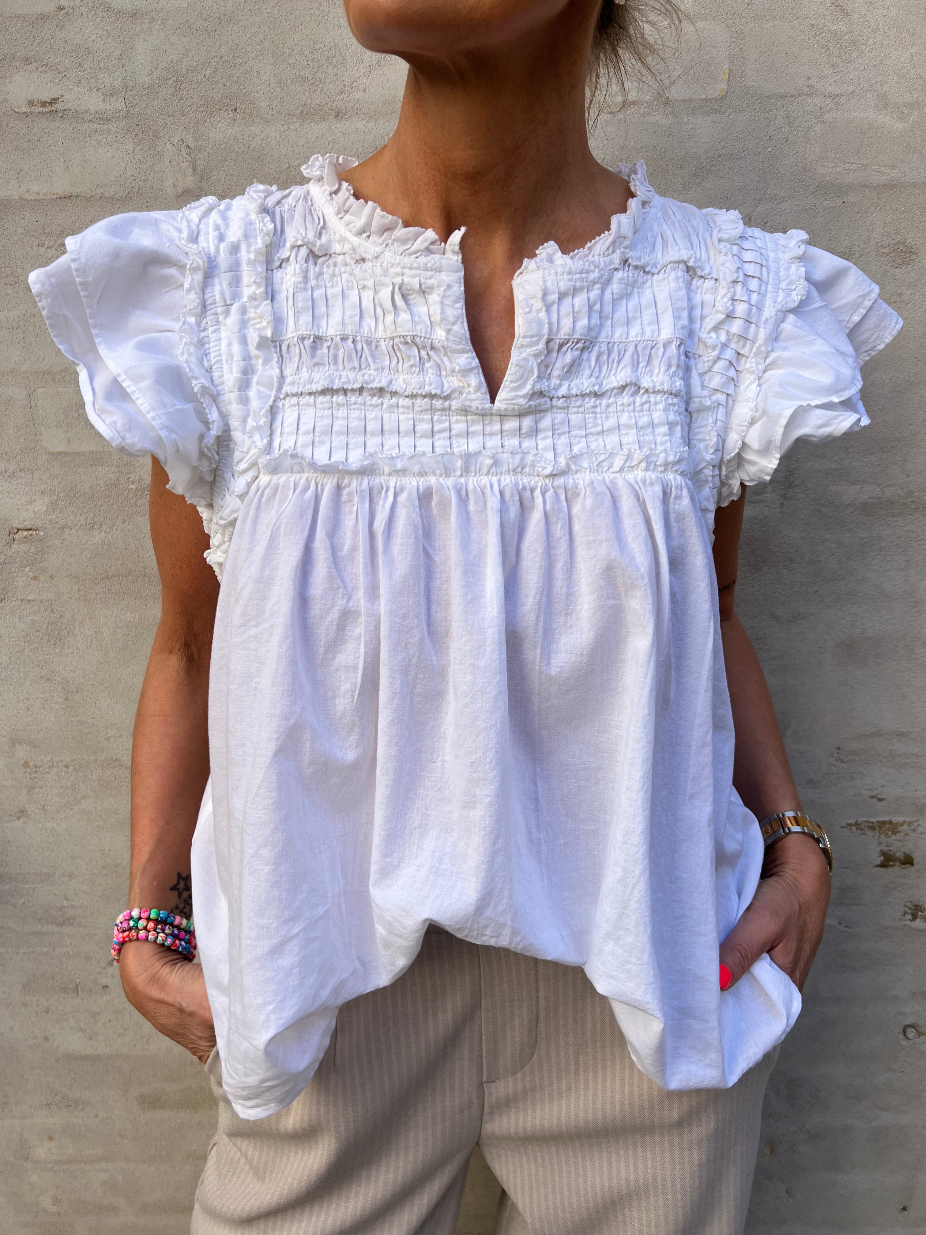 PascaleGO top white