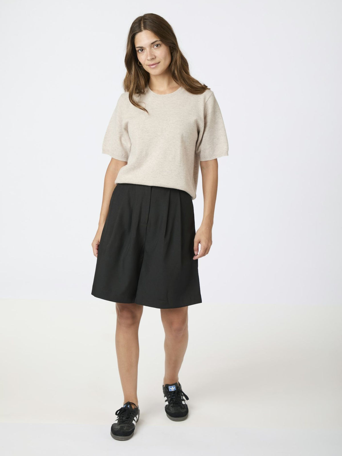 Nika Bermuda Shorts - Black