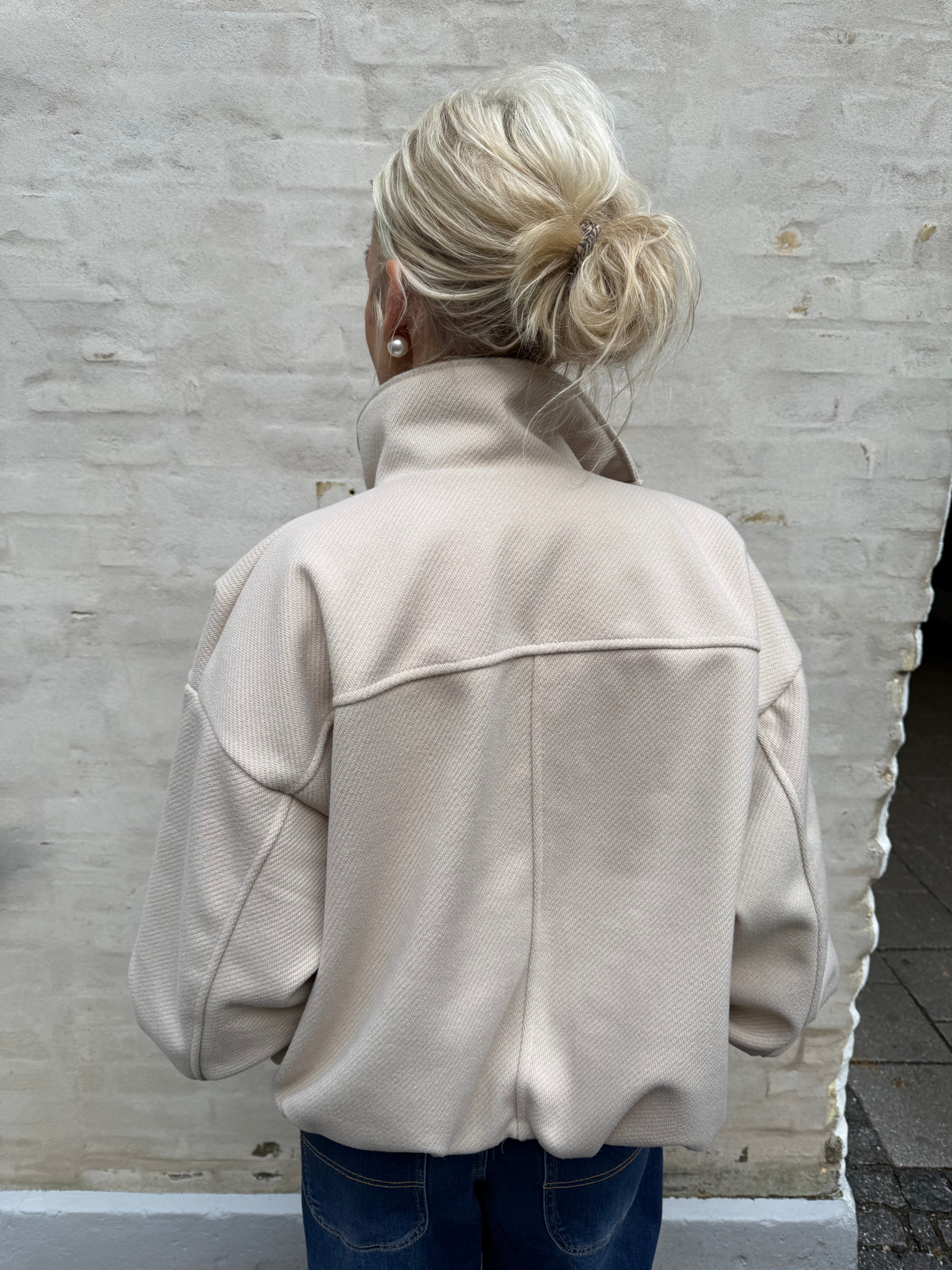 Lumi Jacket- Beige