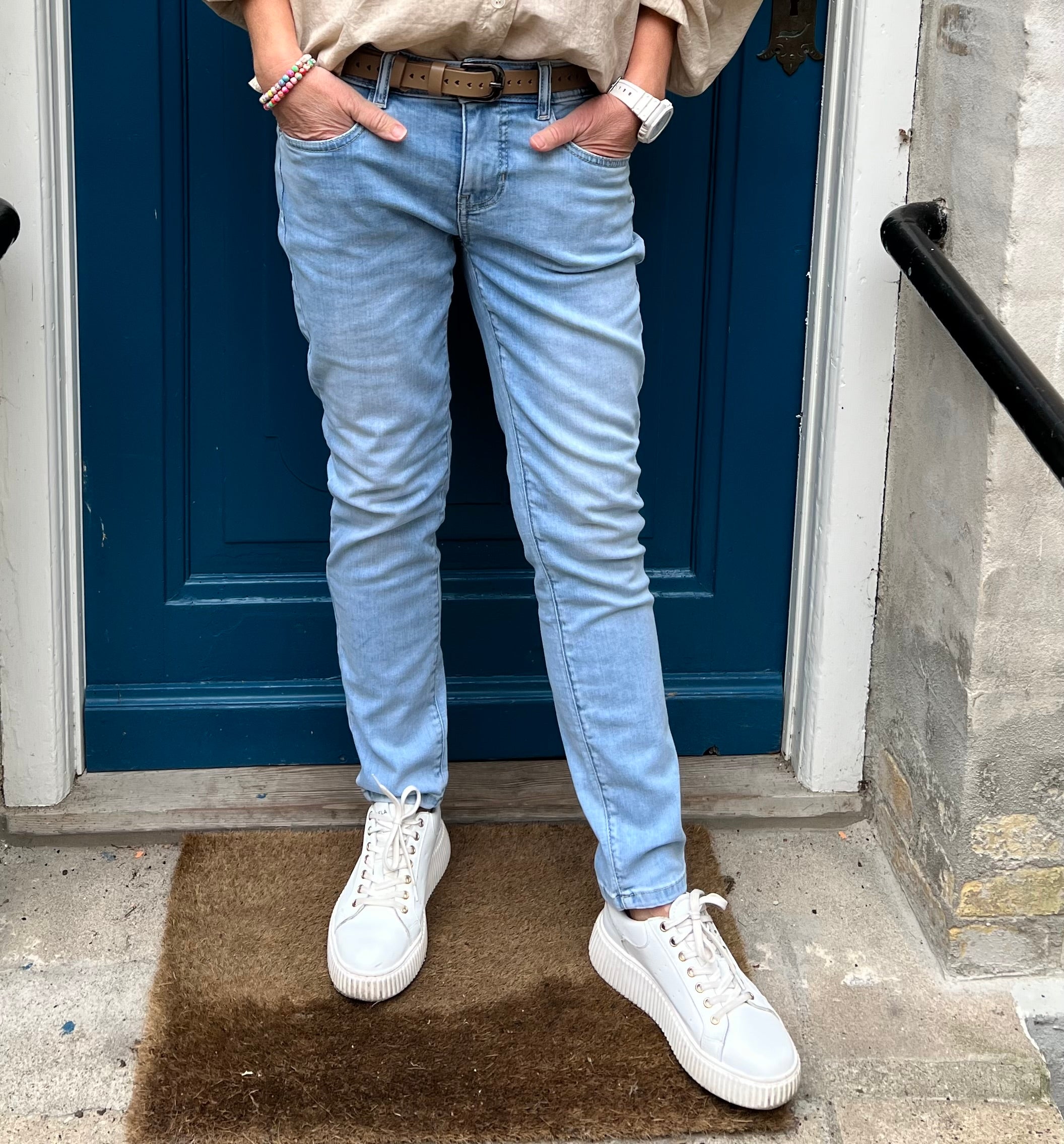 York Mid Waist Slim Leg Jeans - Light Blue