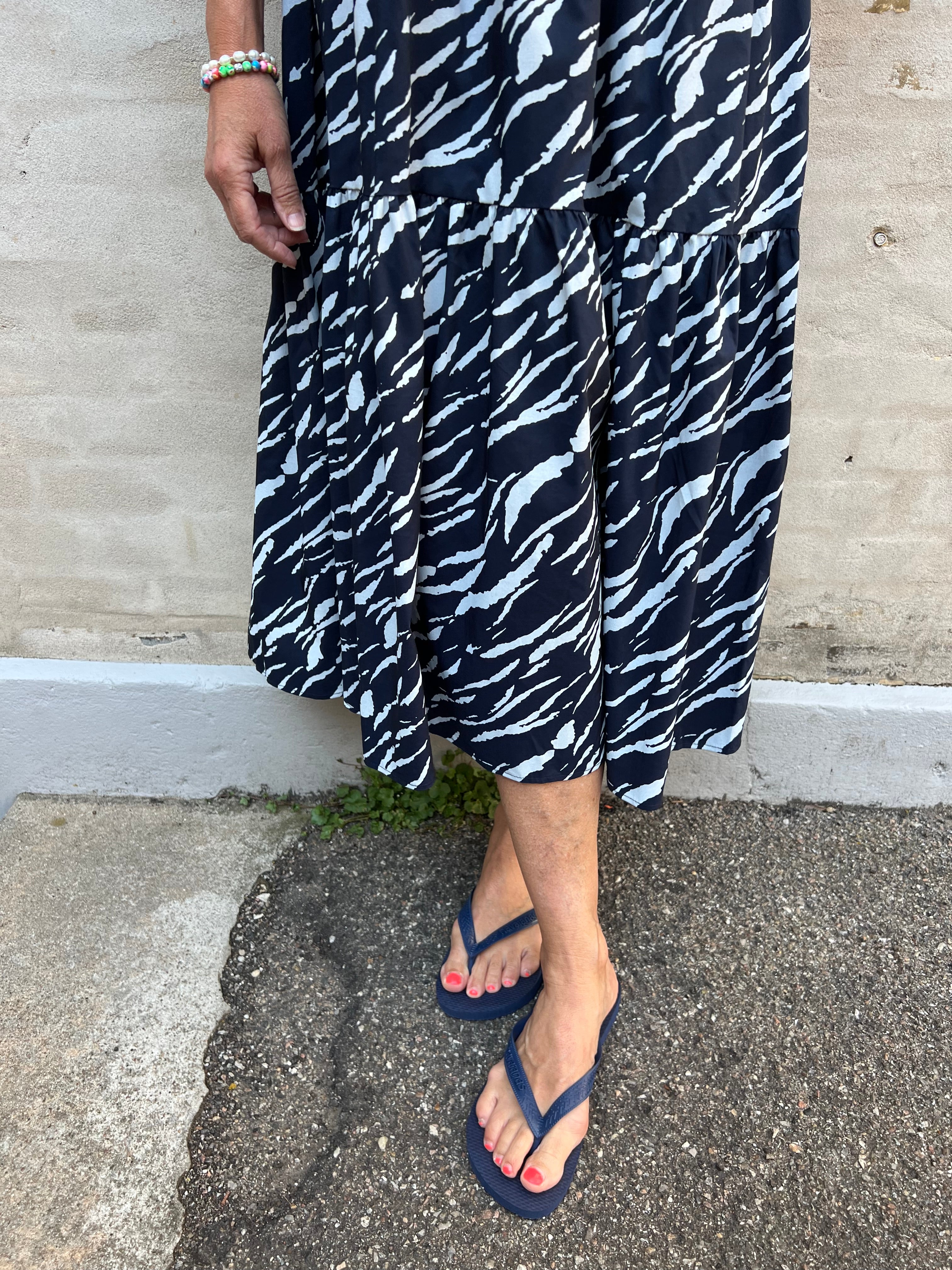 Melanie new 2/4 midi dress light blue graphic