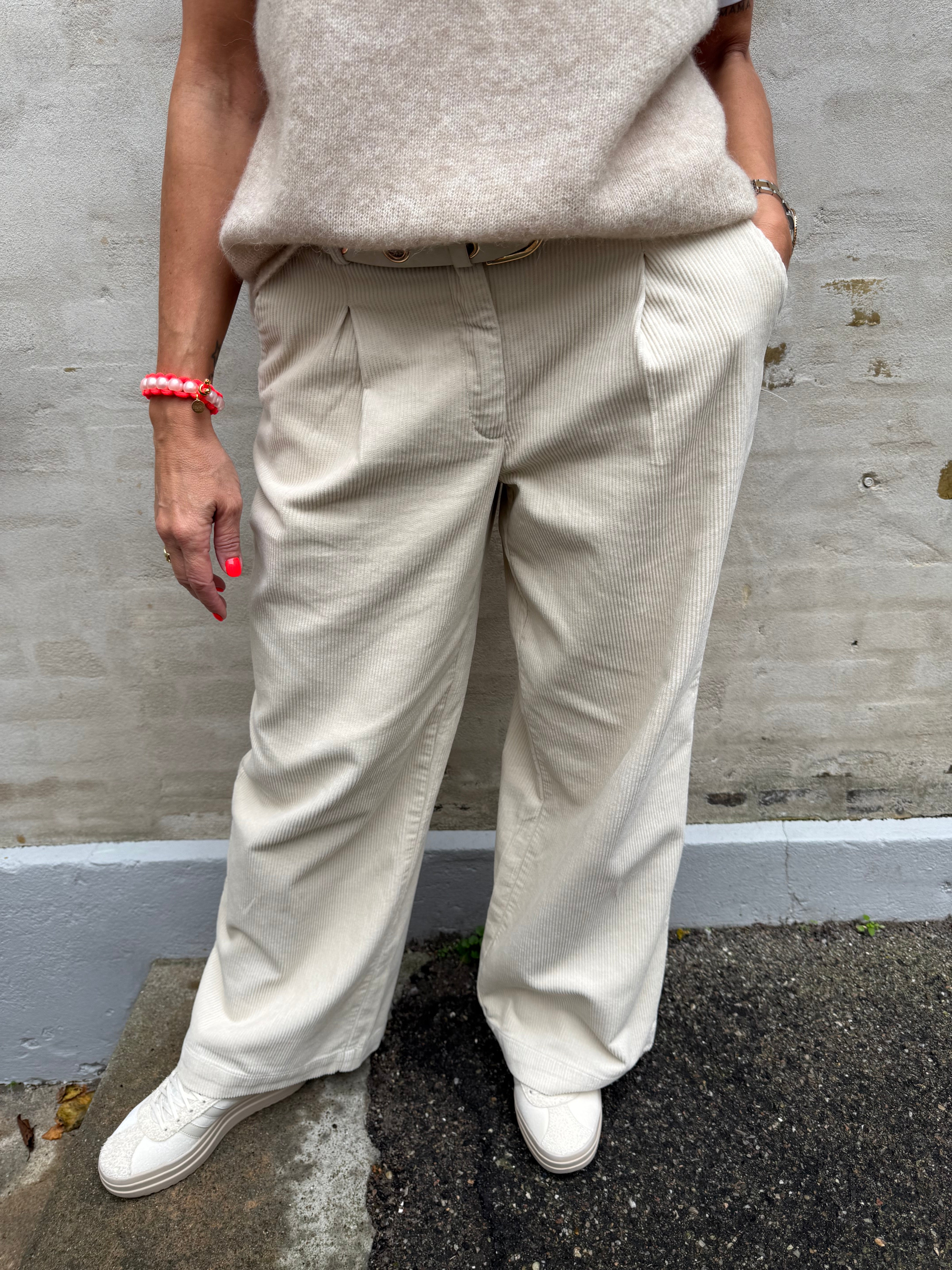 SHIRAZ ASHER HW WIDE PANT - Moonbeam