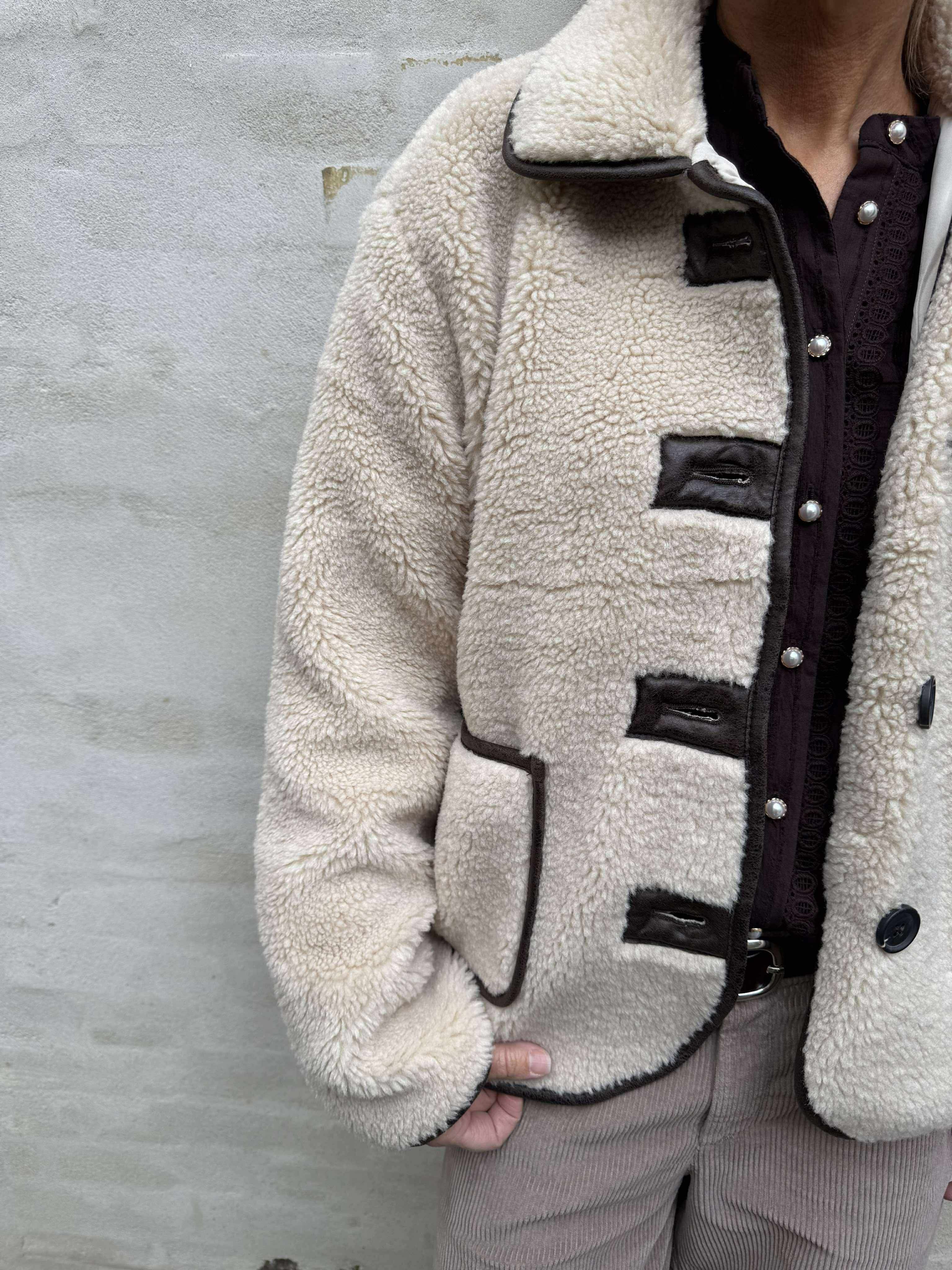 NOELLA LIFE TEDDY JACKET - Cement