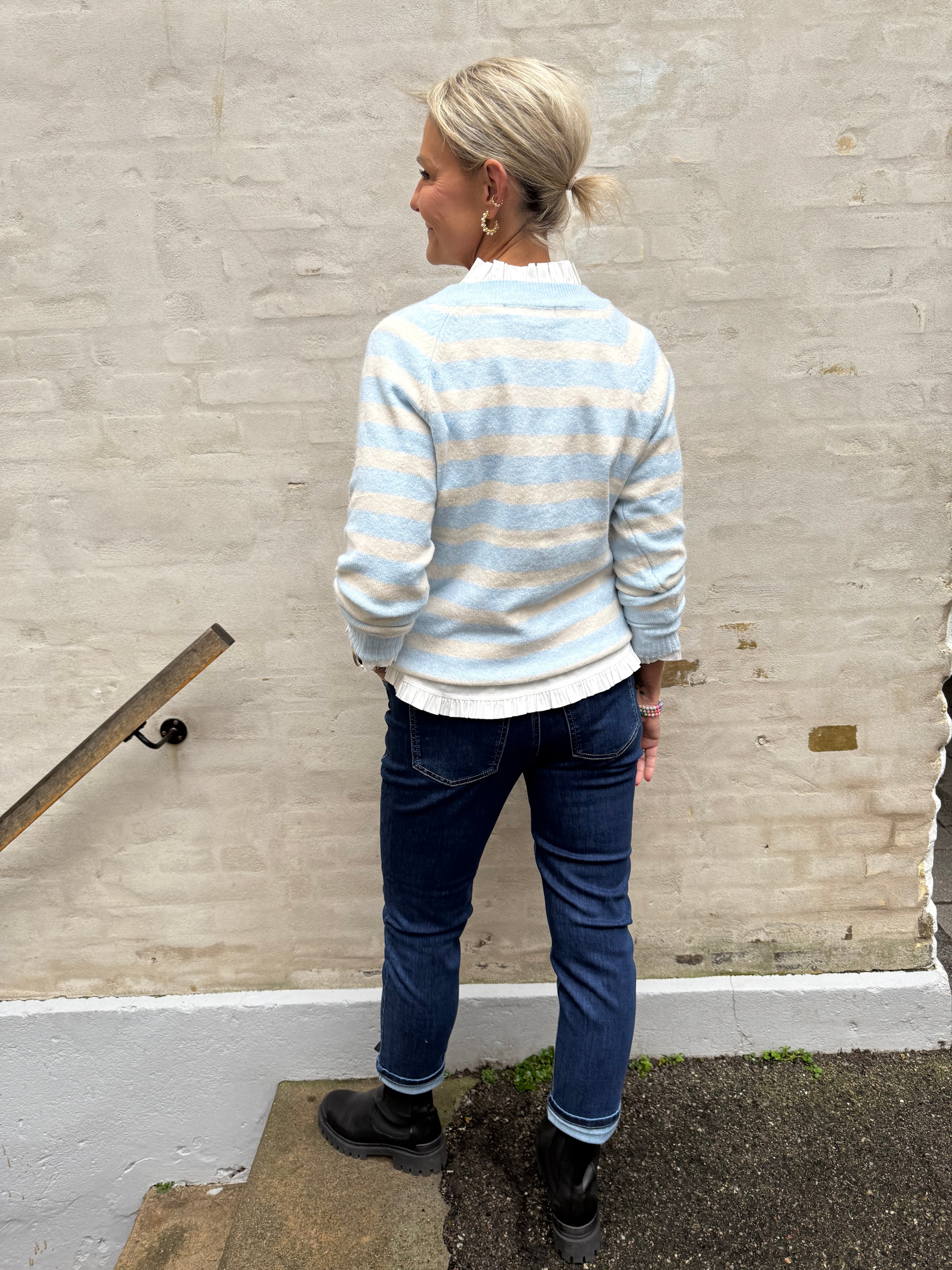 DOFFY O-NECK BLOUSE - Cashmere Blue/BIRCH