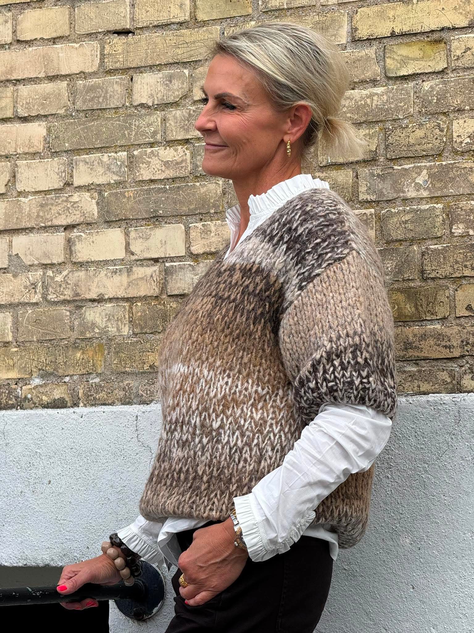 Grace Pullover - Brown