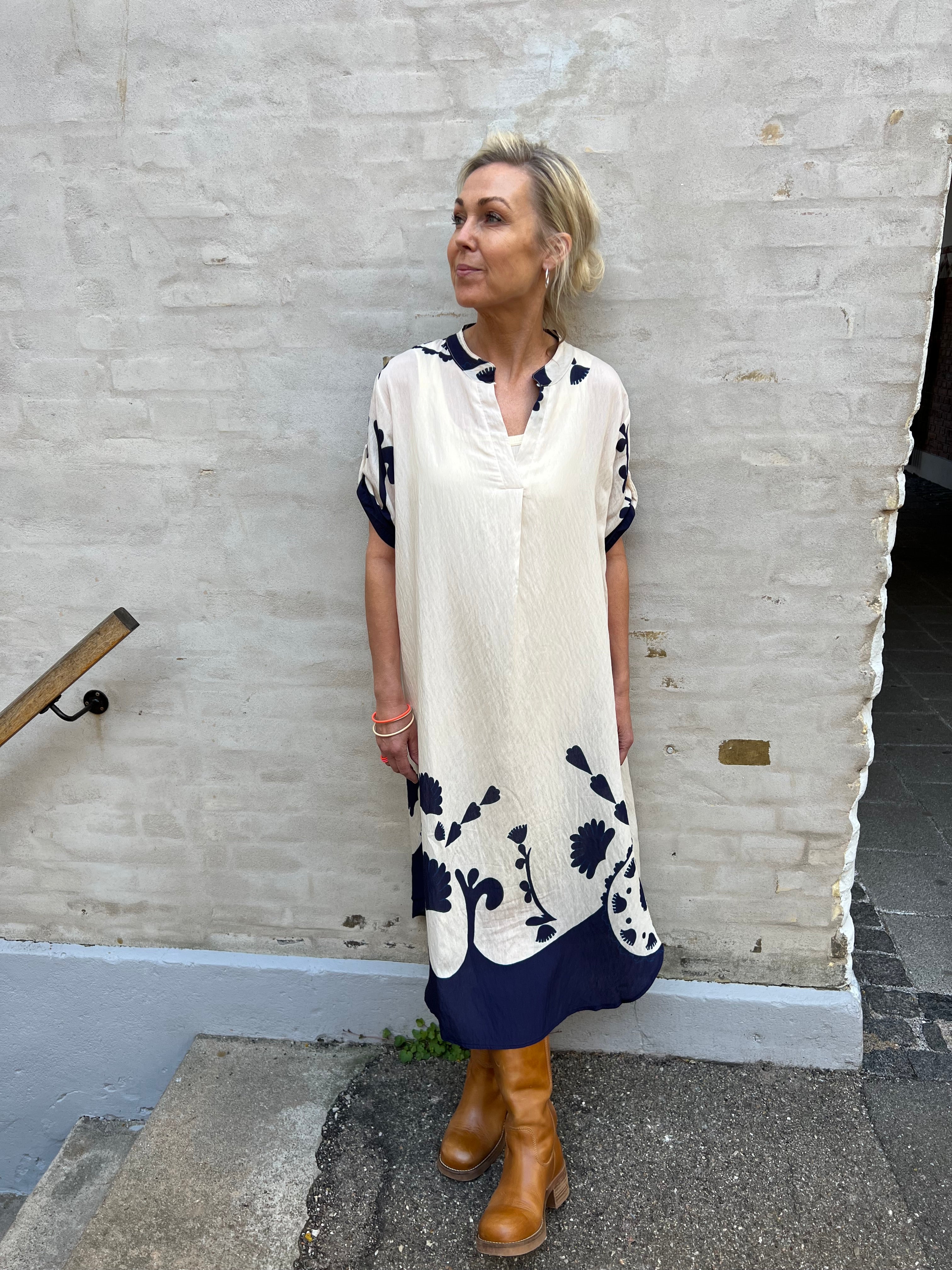 Helma dress blue