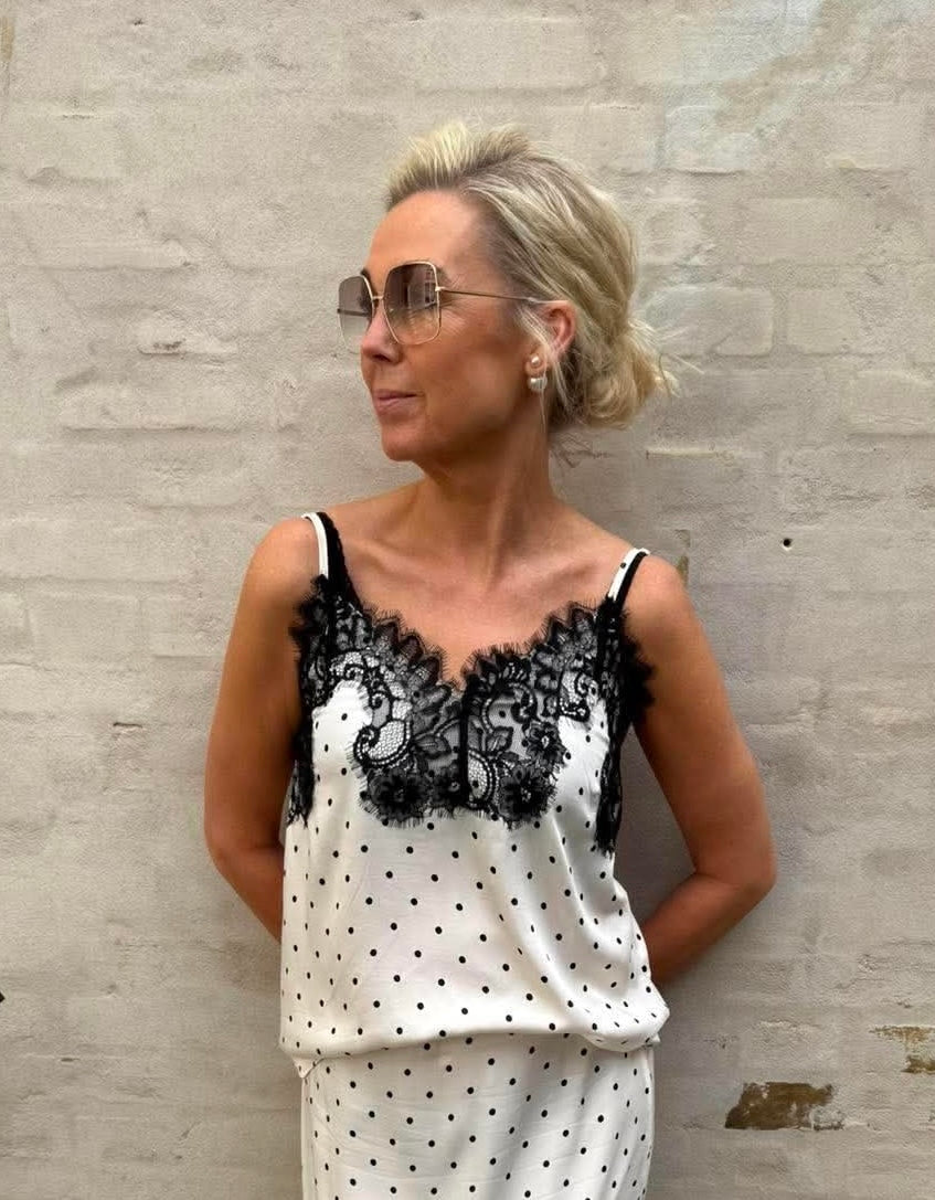 AmeliCC Dot Lace Singlet - Off White