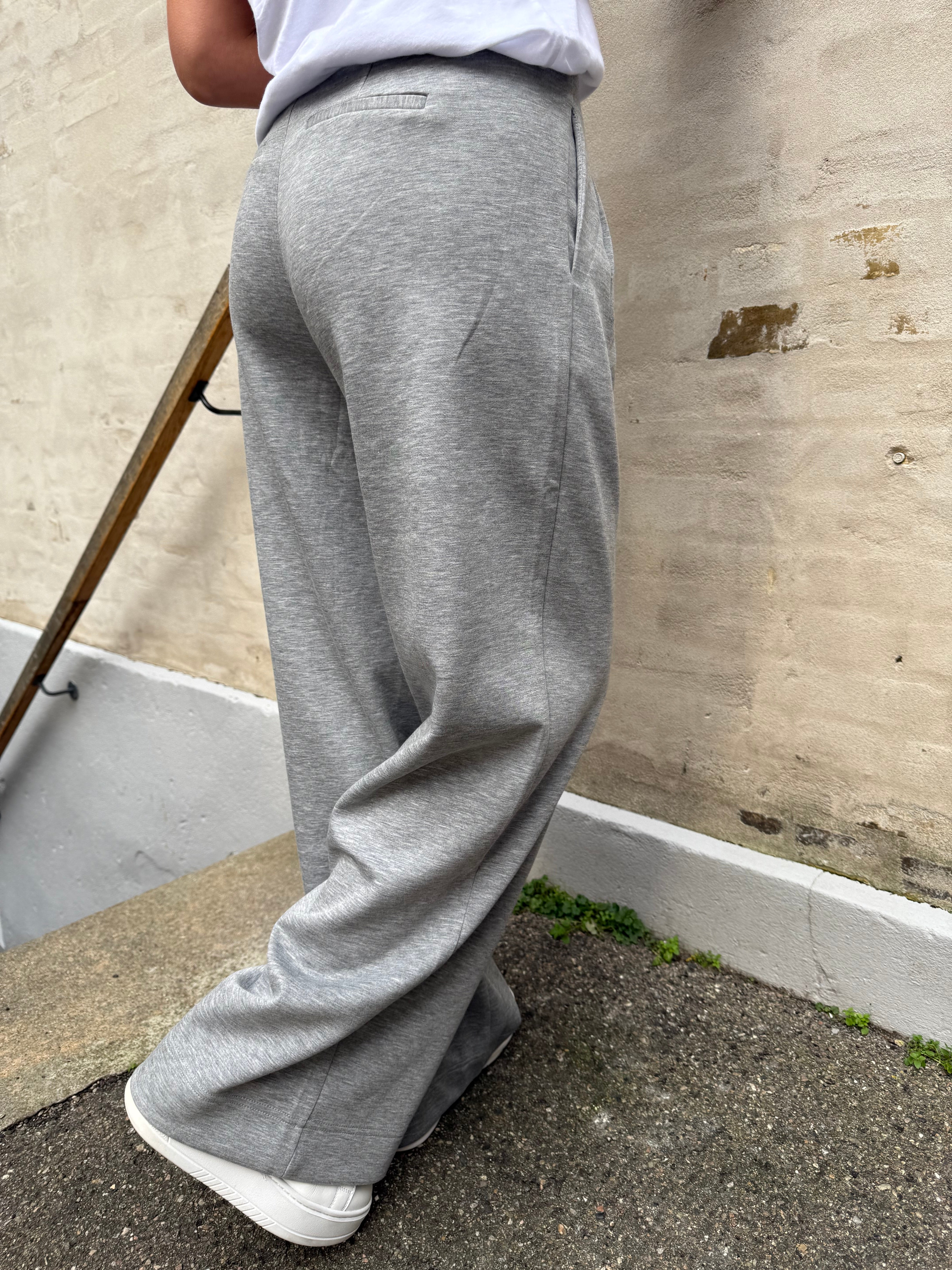 LanceCC Pleat Sweatpant - Grey Melange
