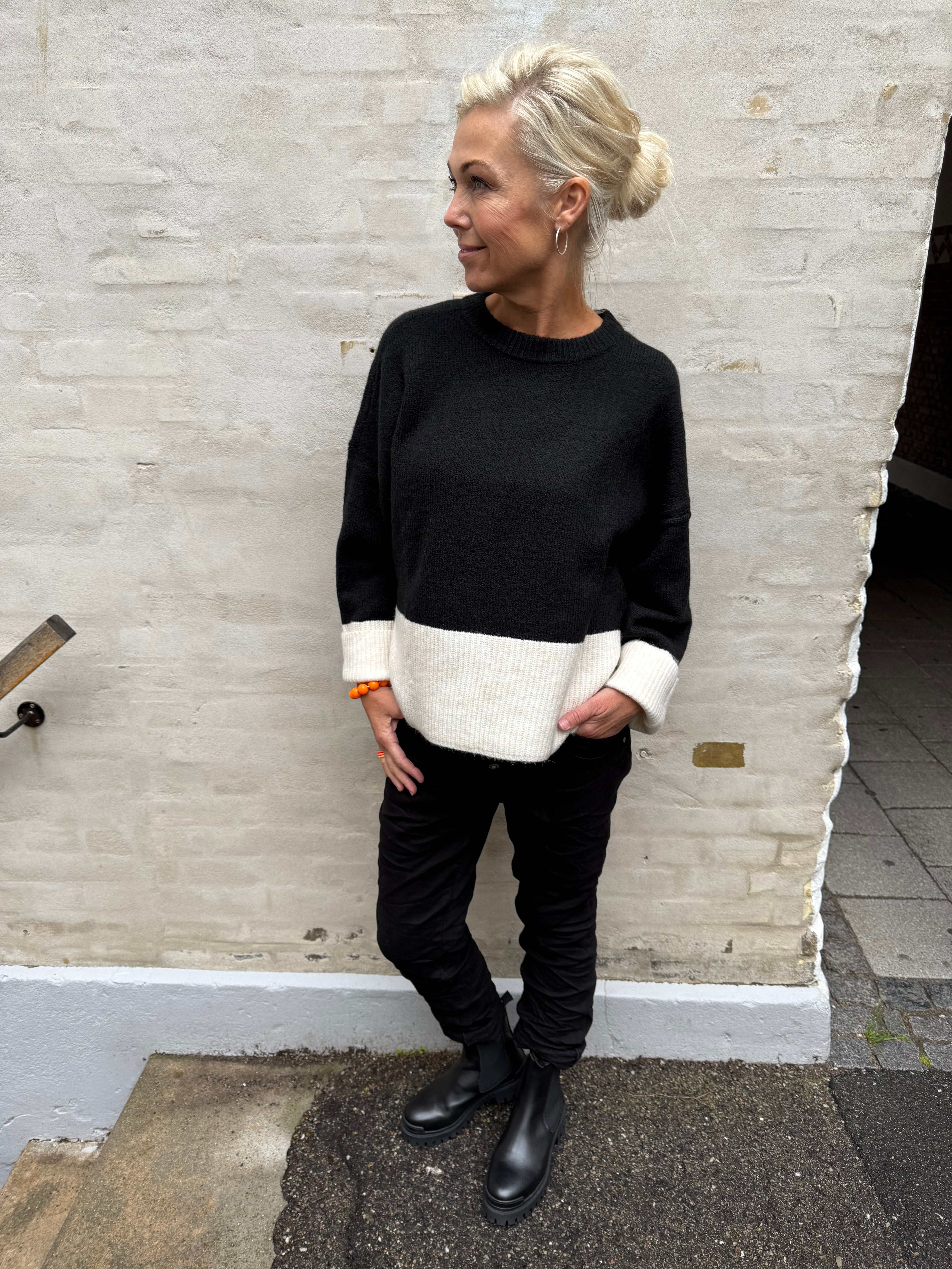 Nicky Kimmy Pullover - Black/Whitecap