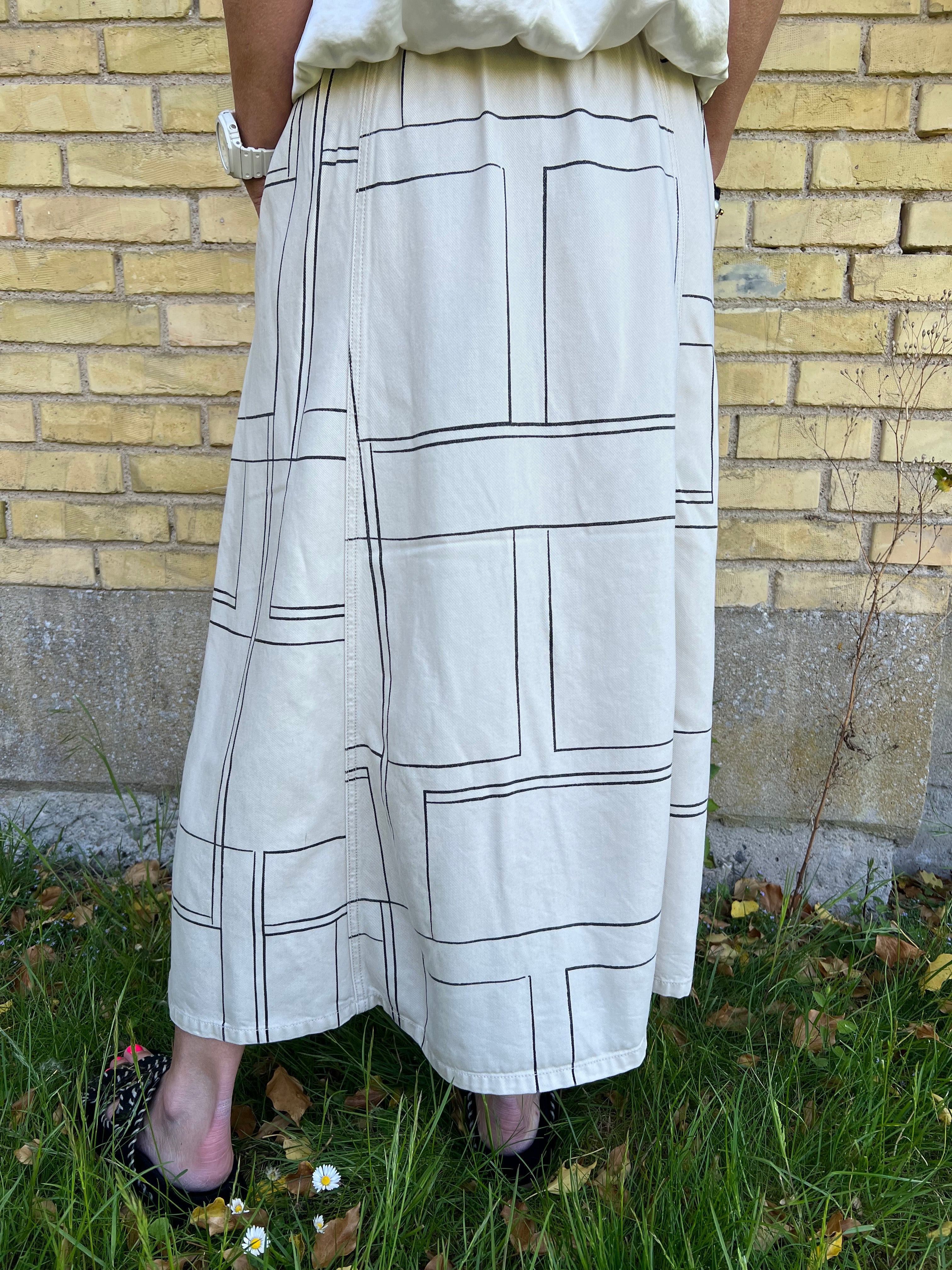FRAME MW DENIM SKIRT - Birch/Black