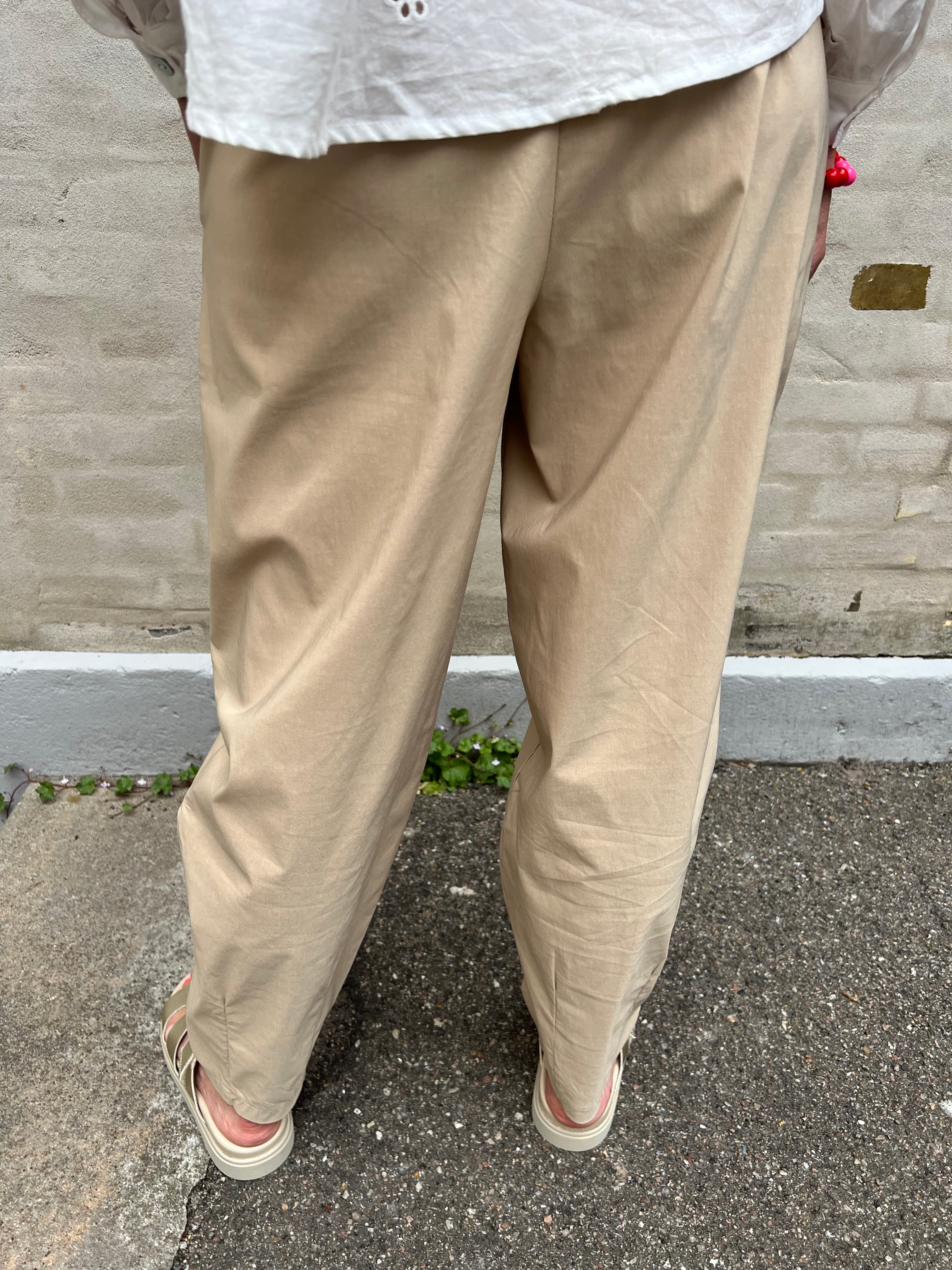 BCDavina Barrel Pant Sand