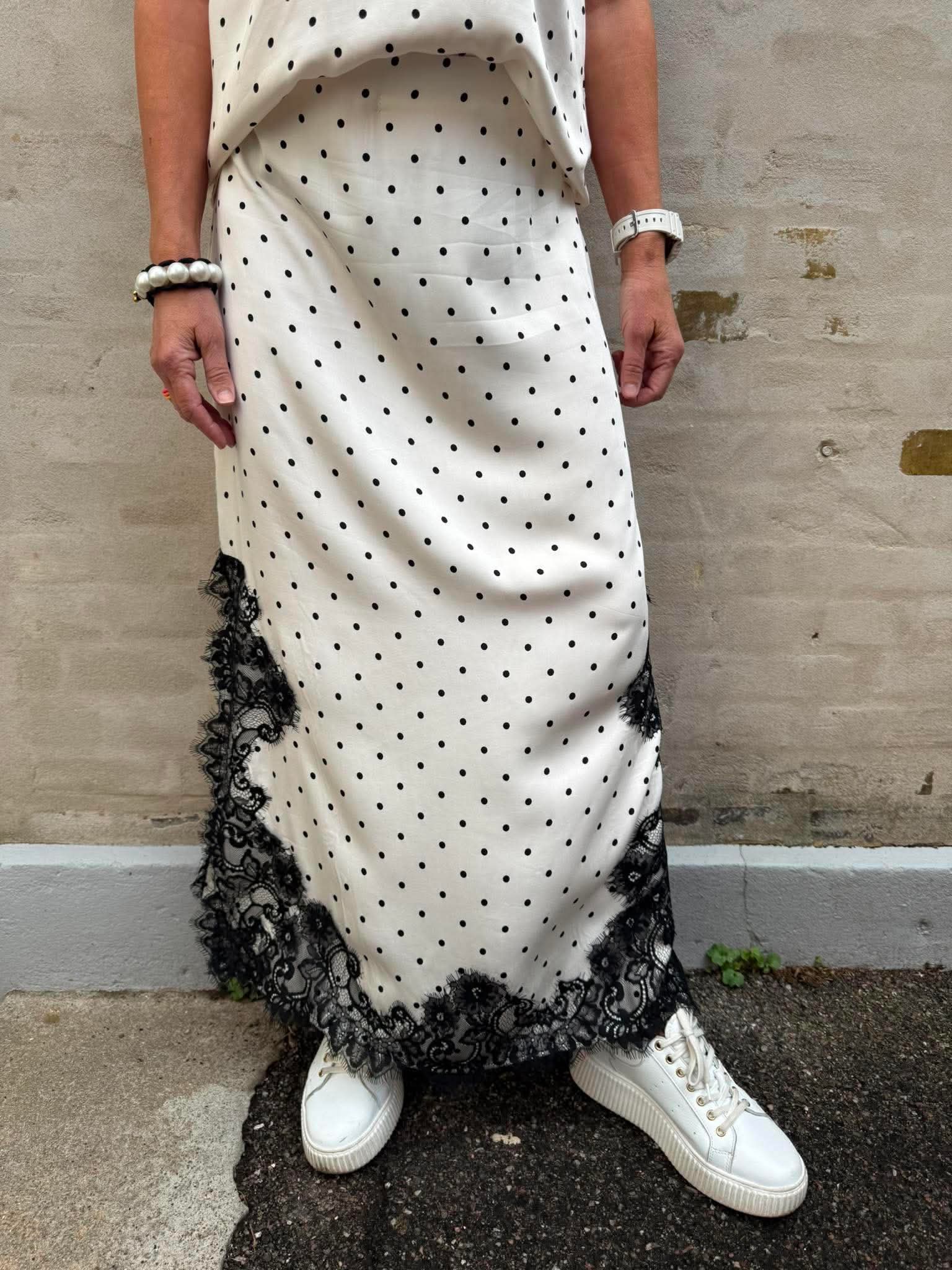 AmeliCC Dot Lace Skirt - Off White