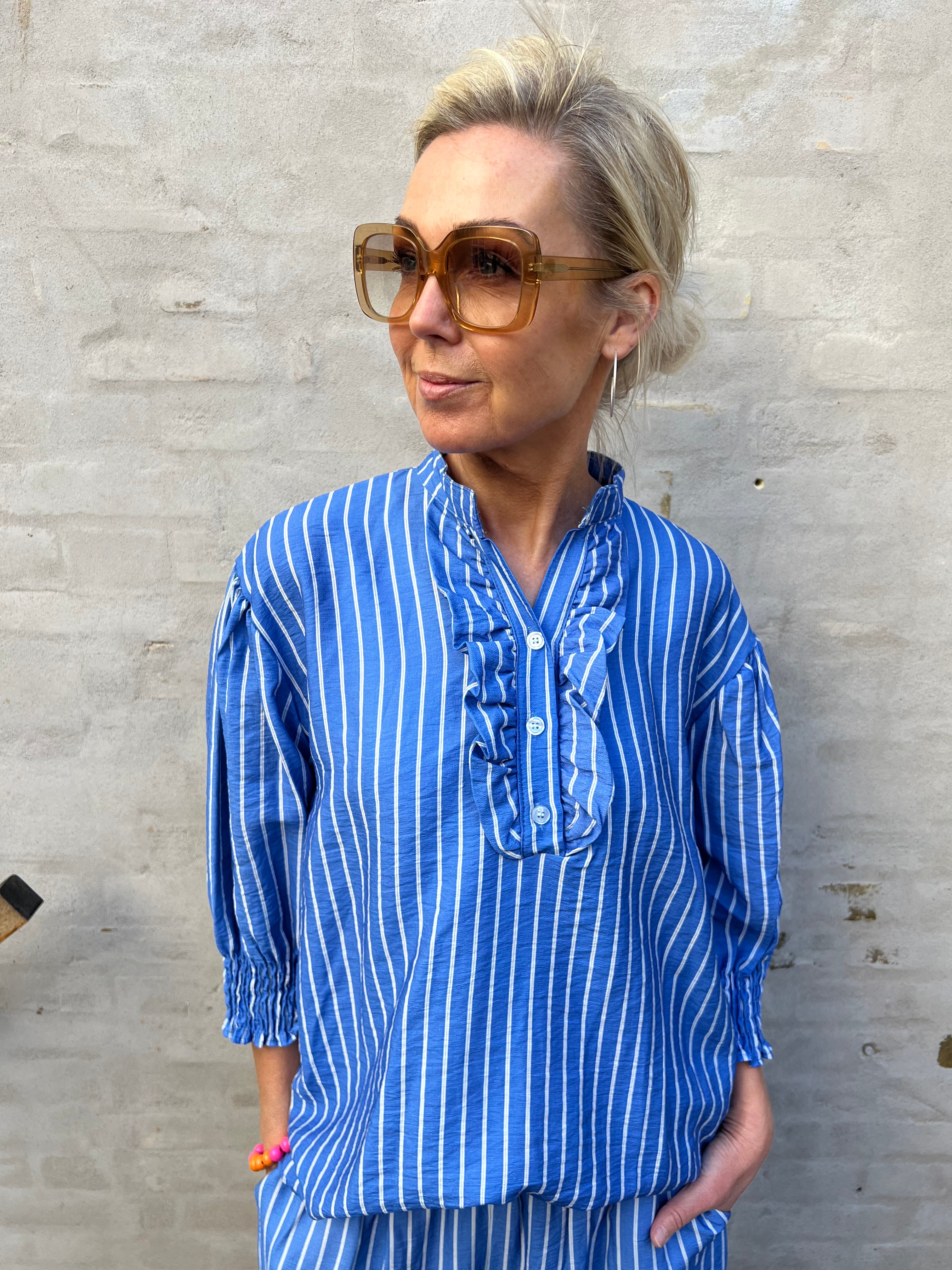 Charlie shirt blue stripe