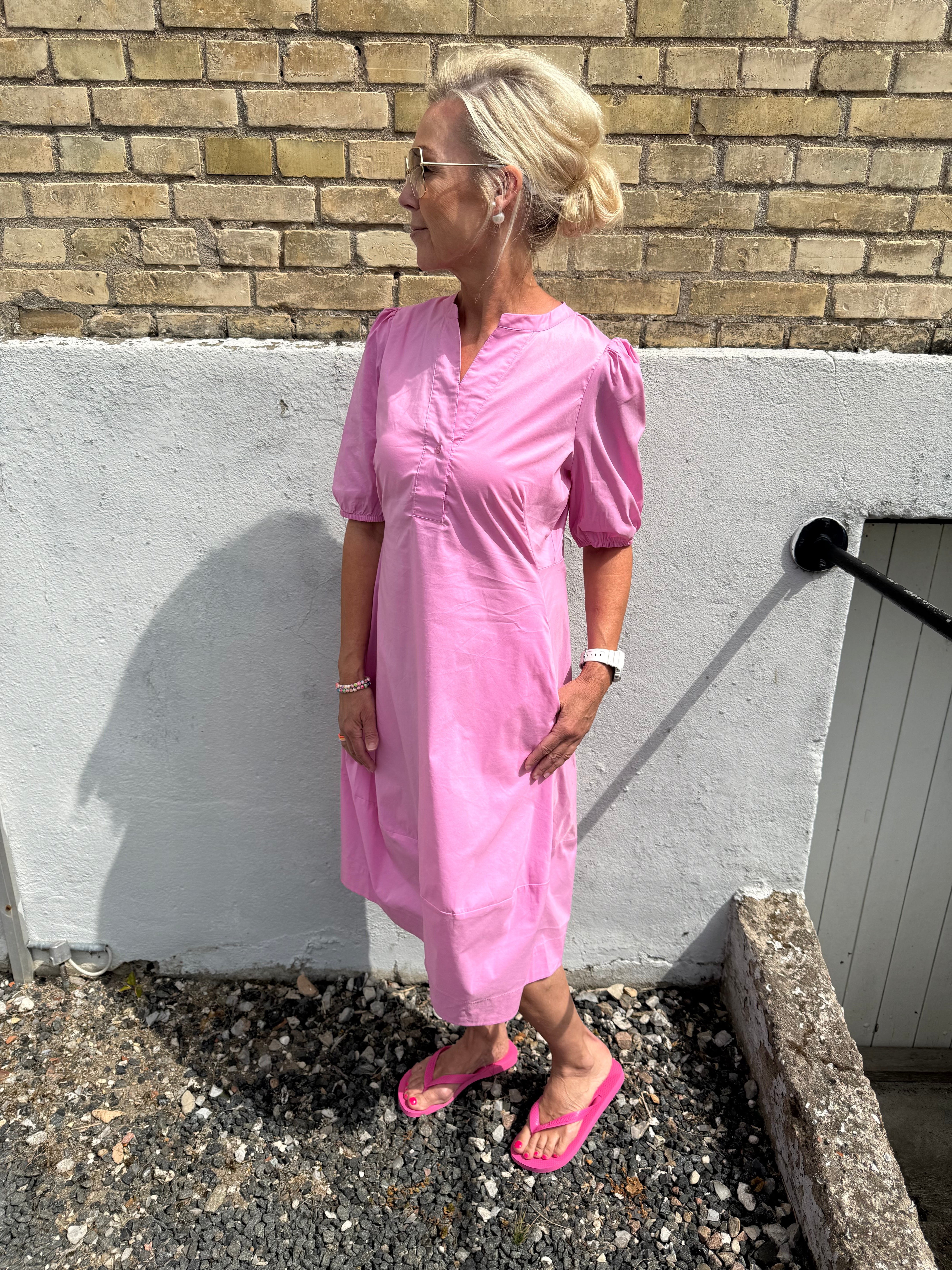 Antoinett SS Placket Dress - Fuchsia Pink