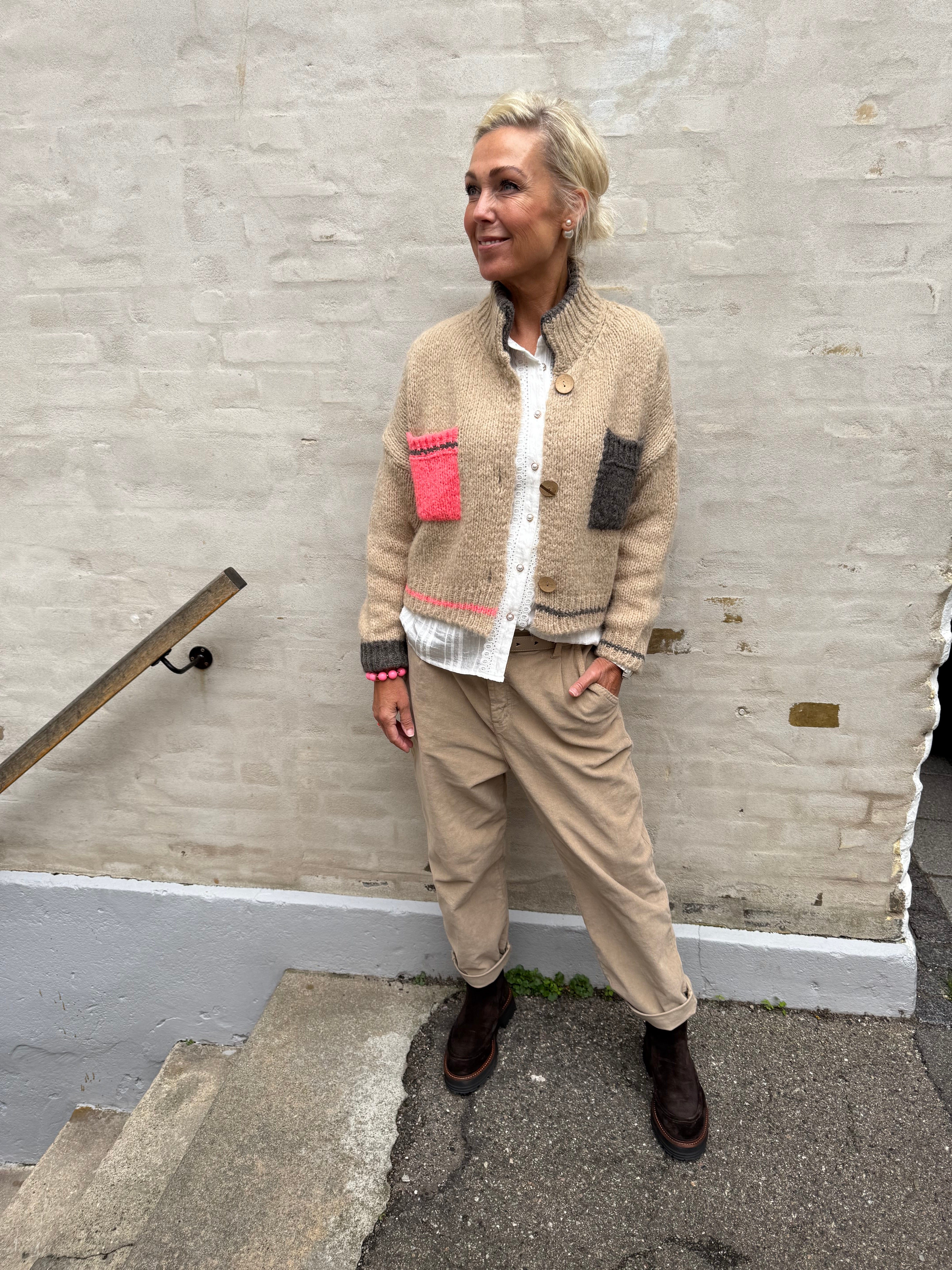 Marcella Knit Cardigan - Beige/Coral