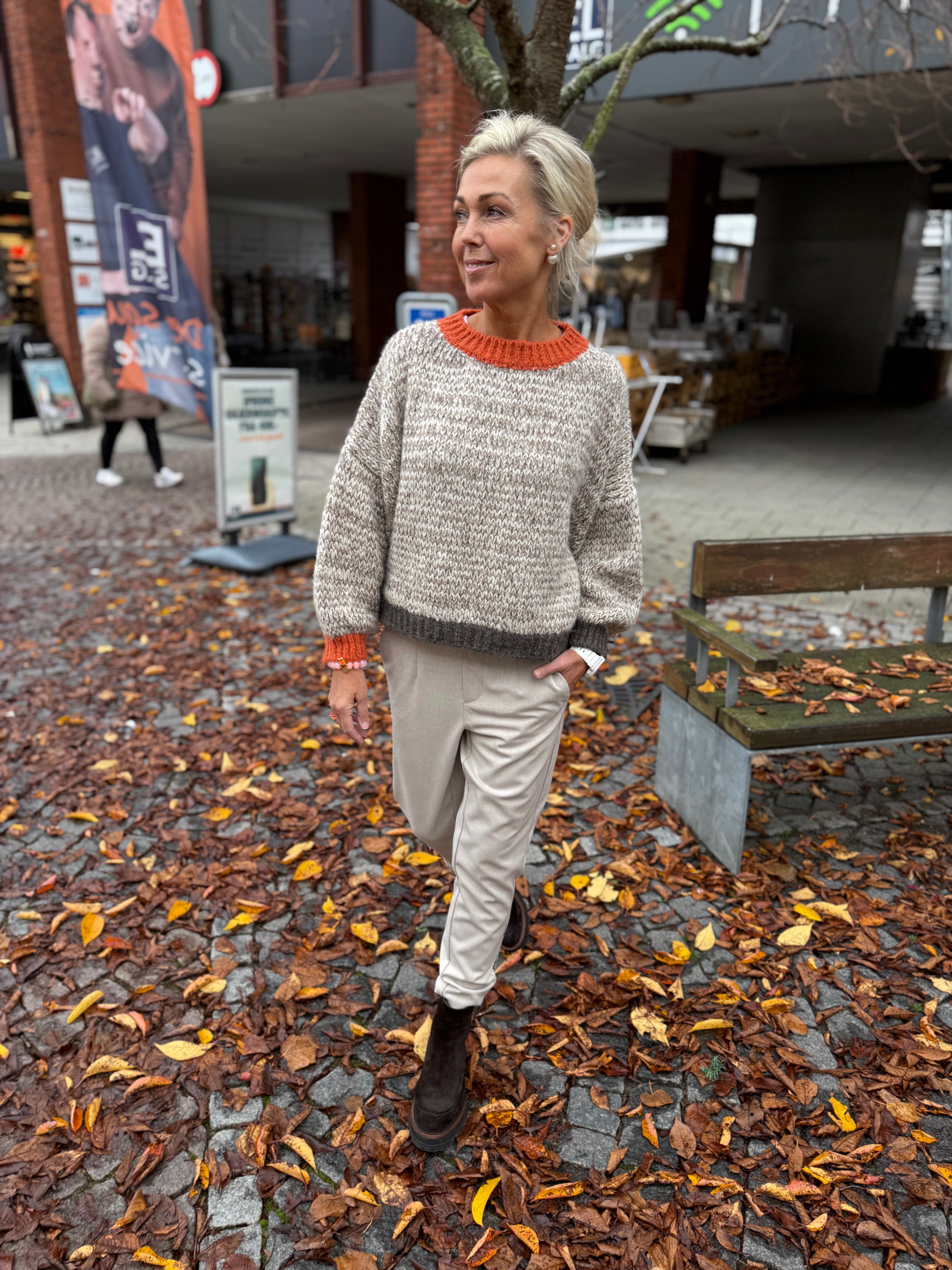 Loretta Knit - Beige/Pumpkin