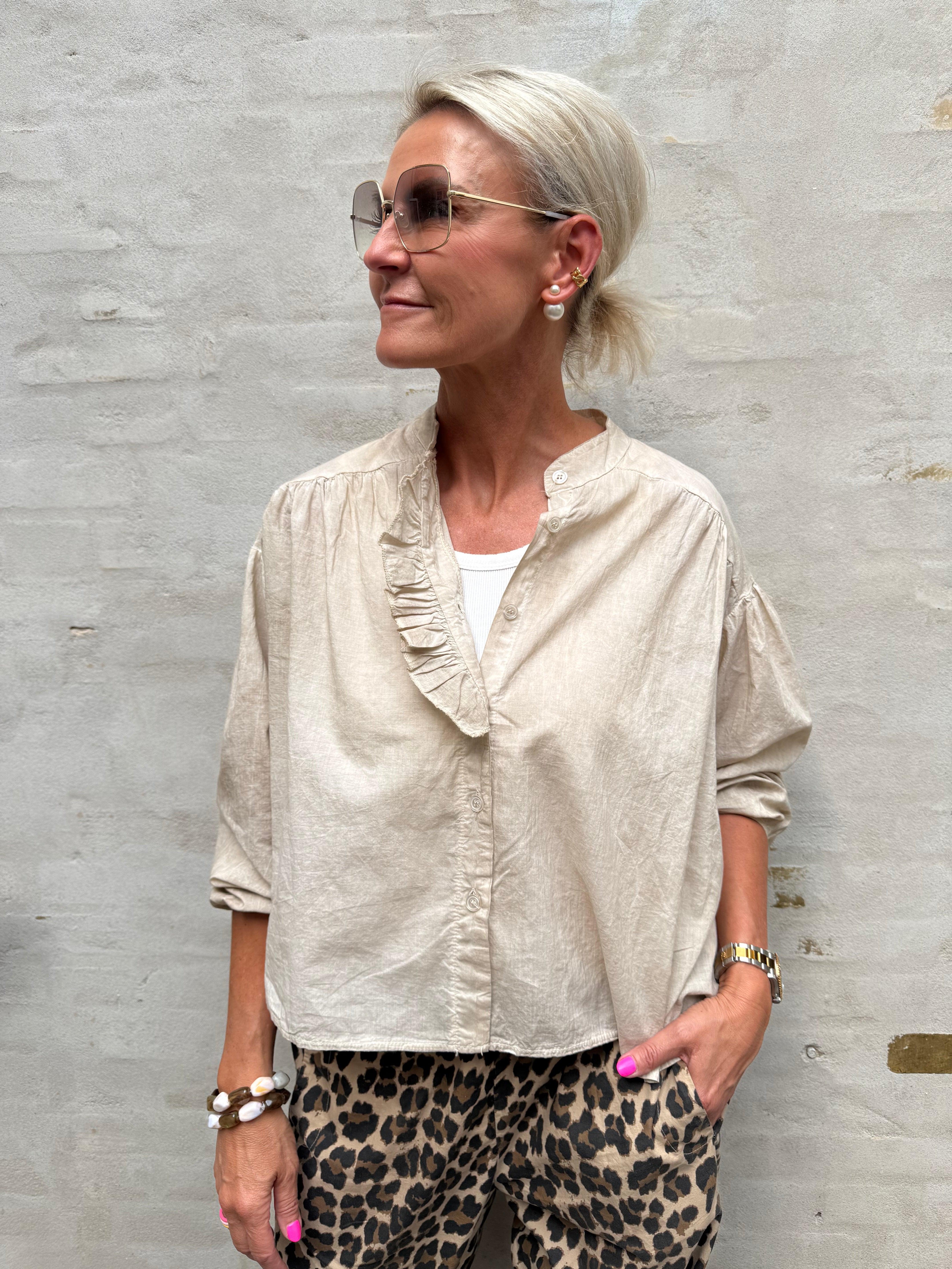 OMG Shirt - Beige