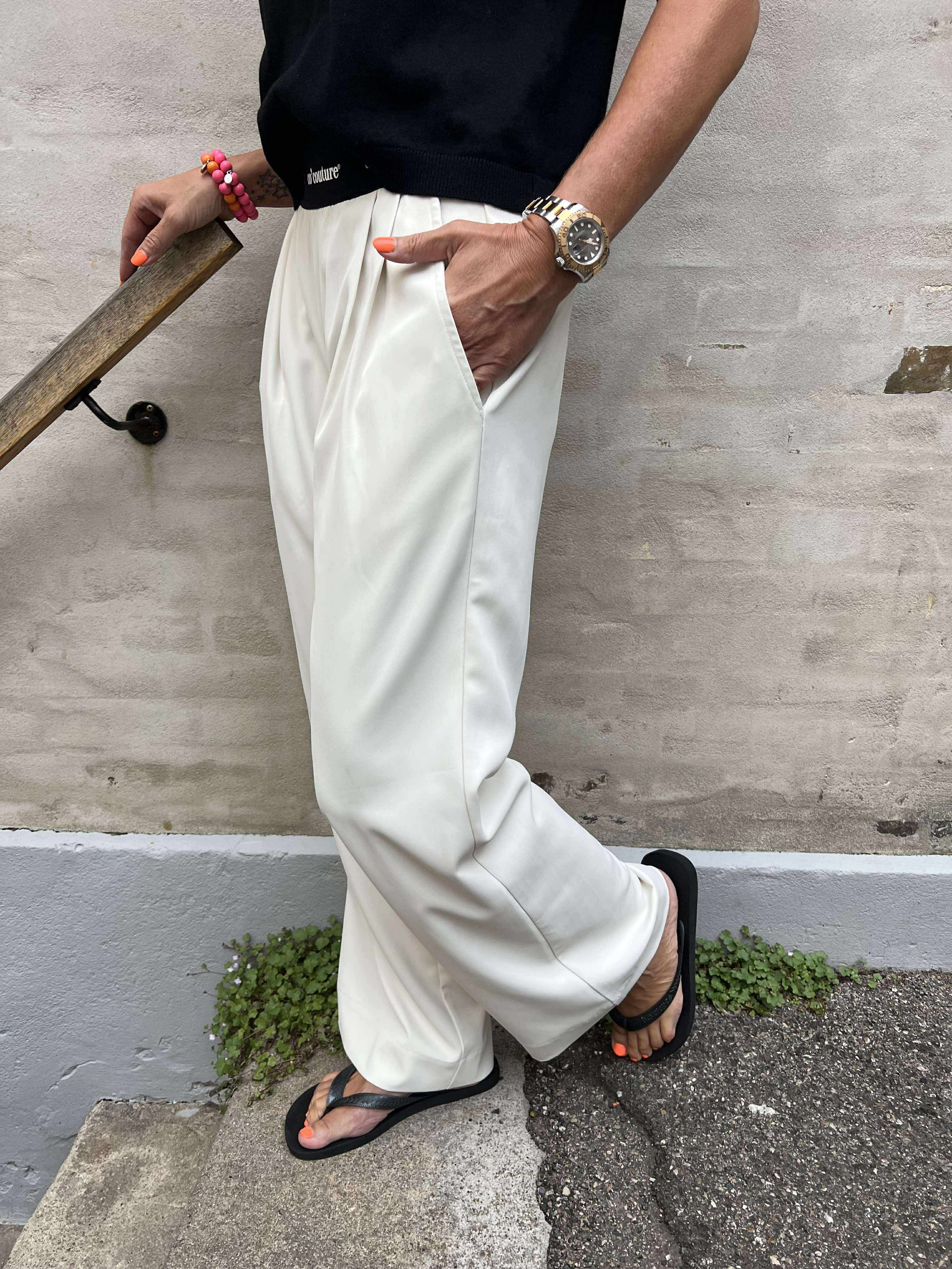 AminaCC logo pant bone