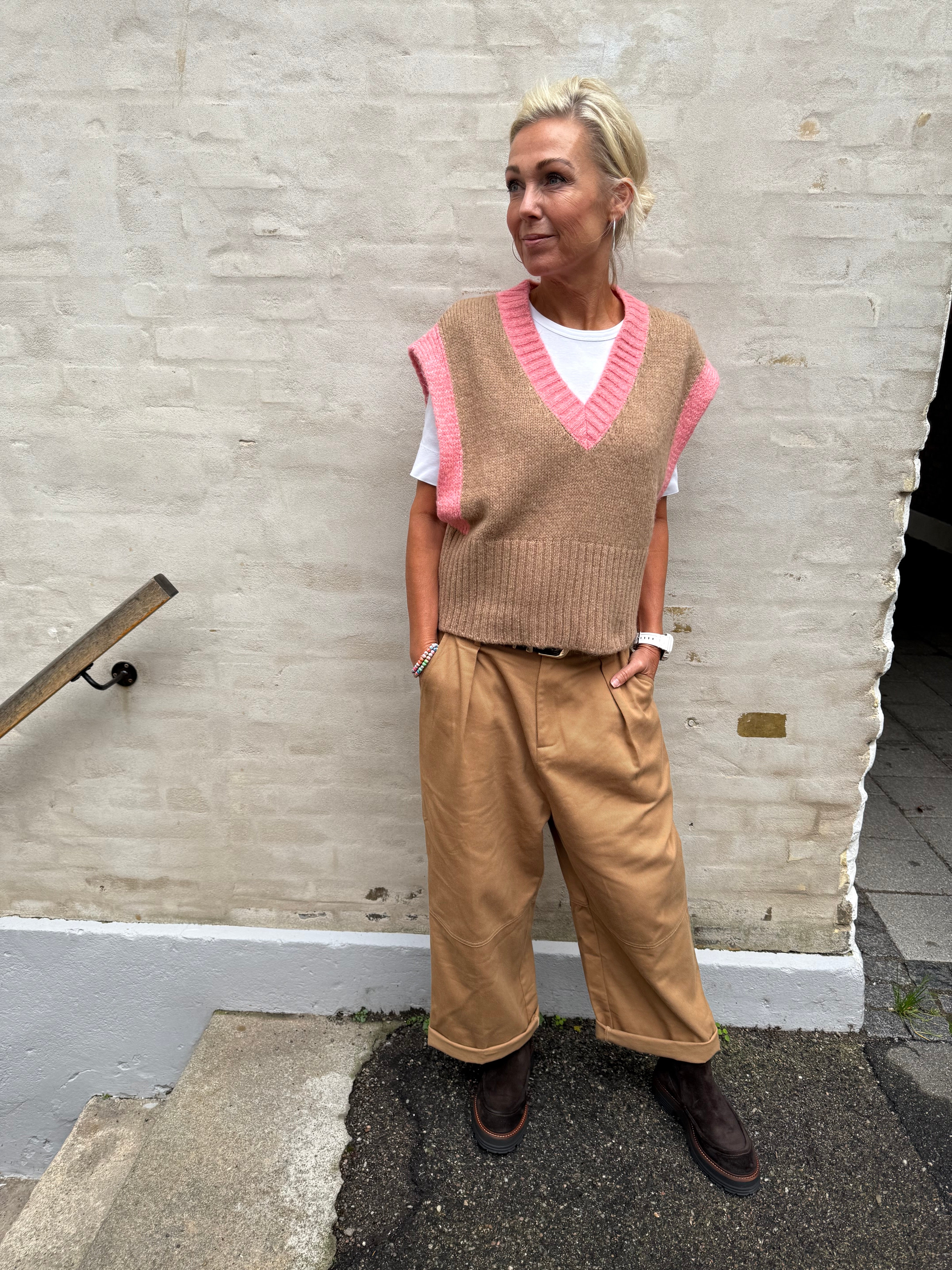 Candice Vest - Beige/Coral