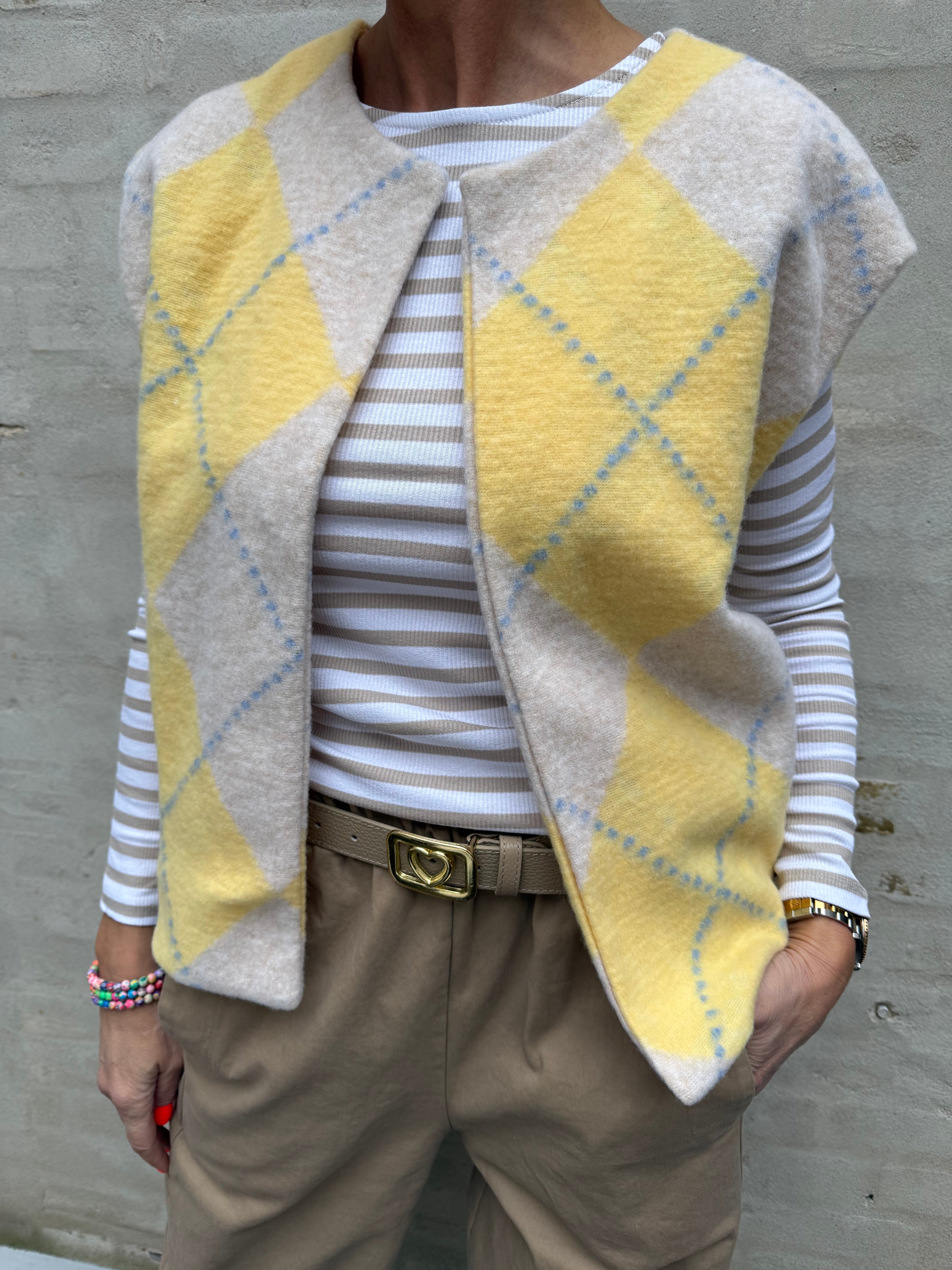 Everyday Stripes Blouse - Beige