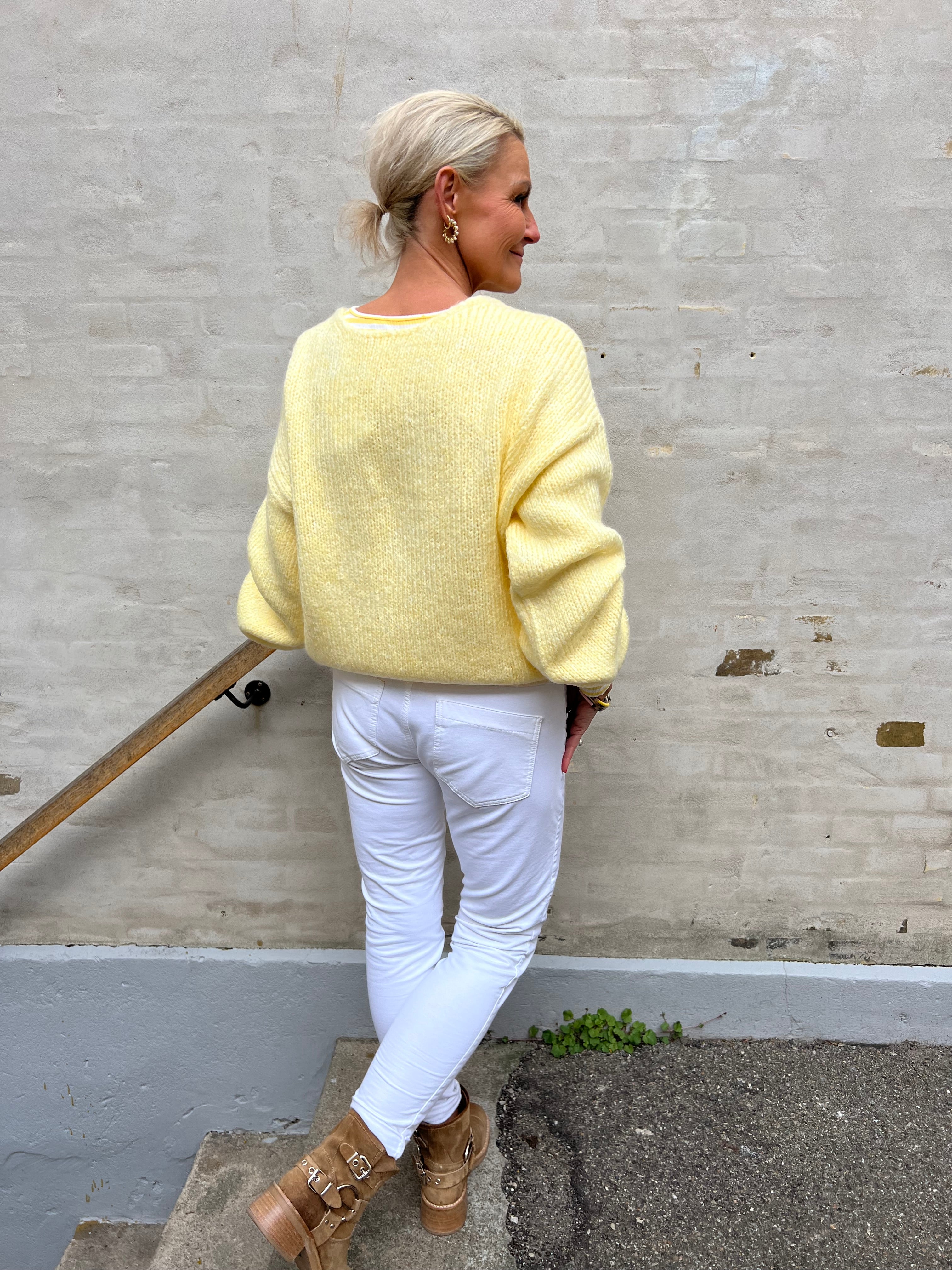 Dinea L/S reversible pullover knit pastel yellow