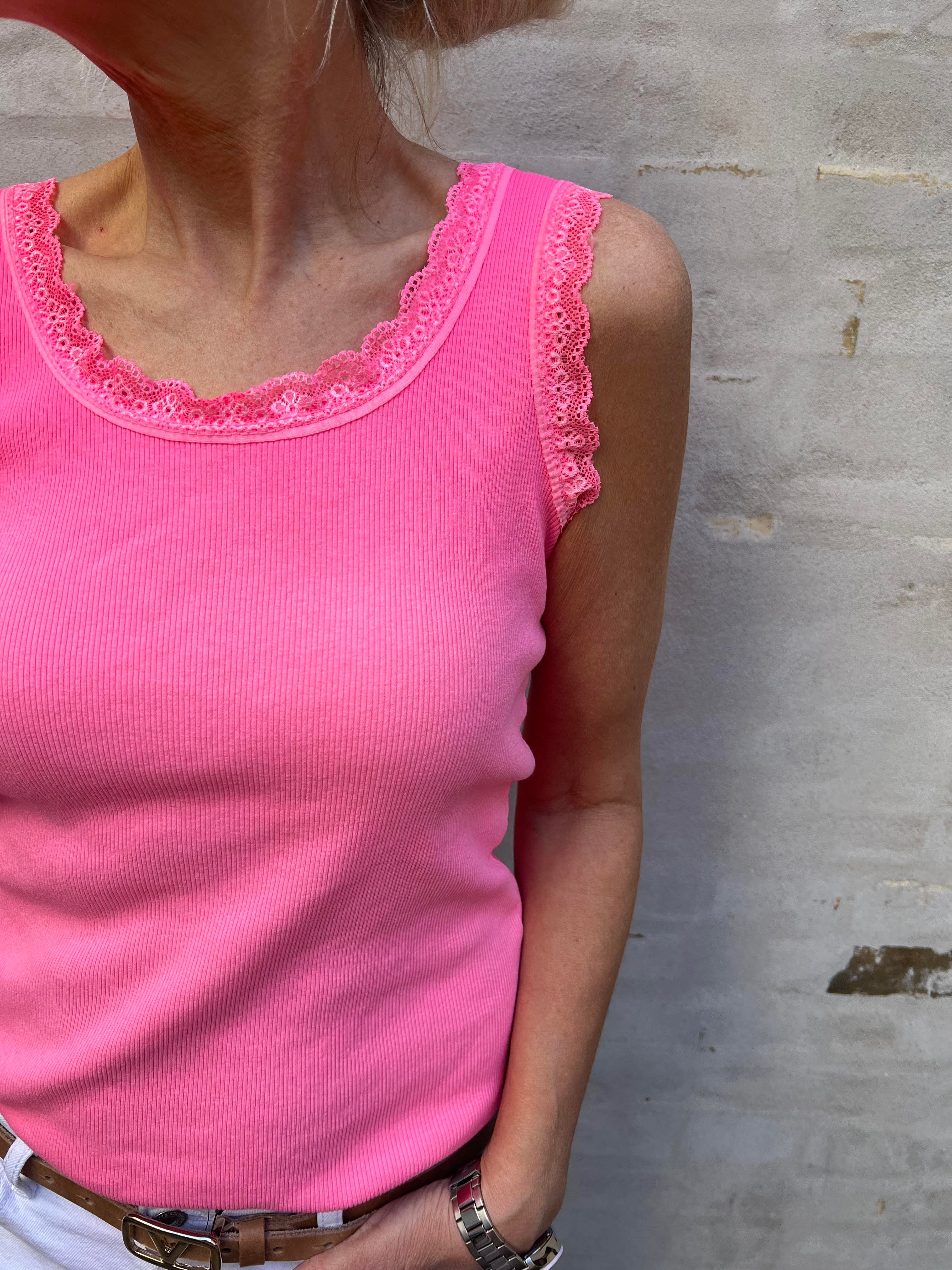 Biscuit top neon pink