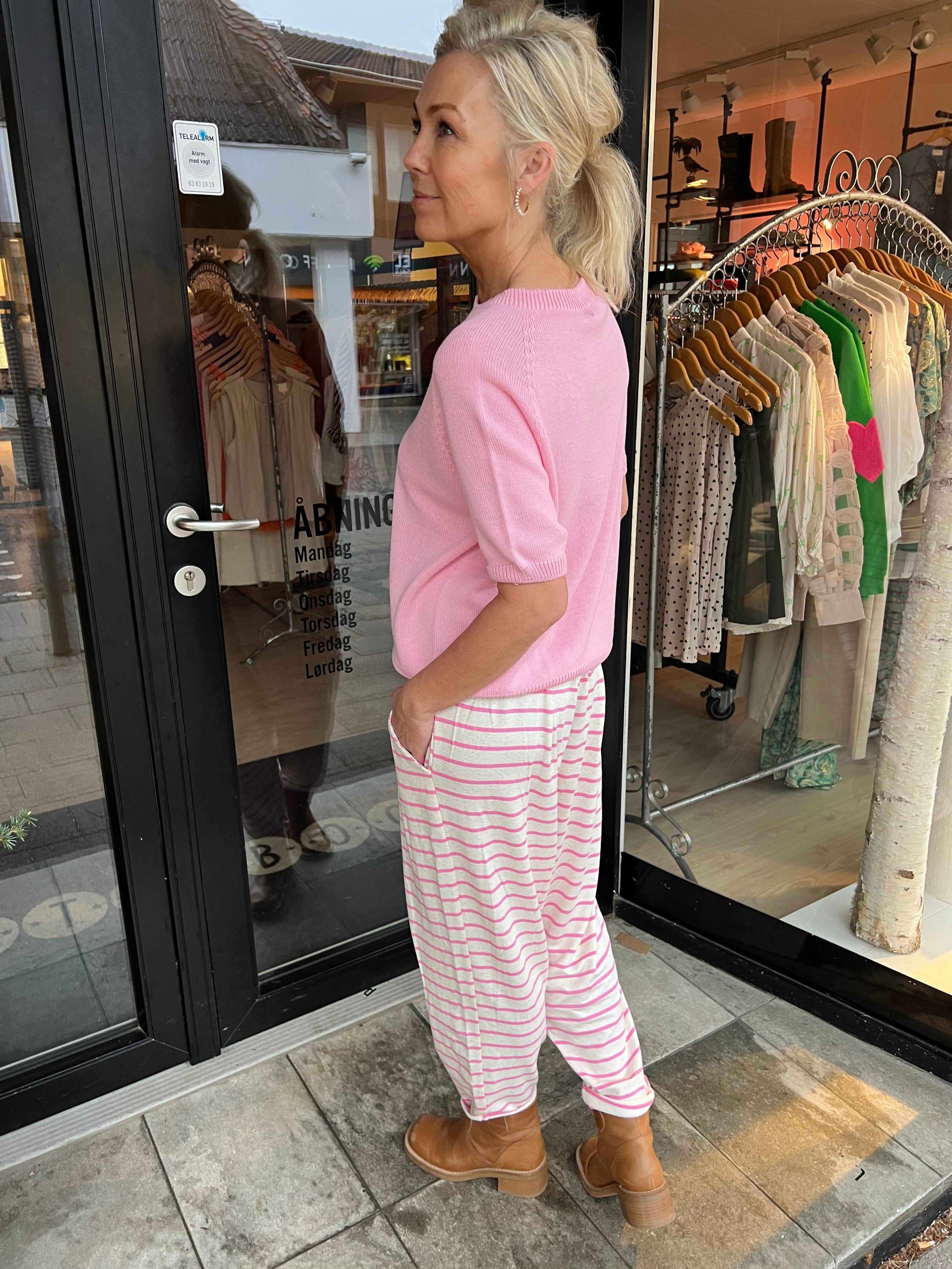 Blanca knit baby pink