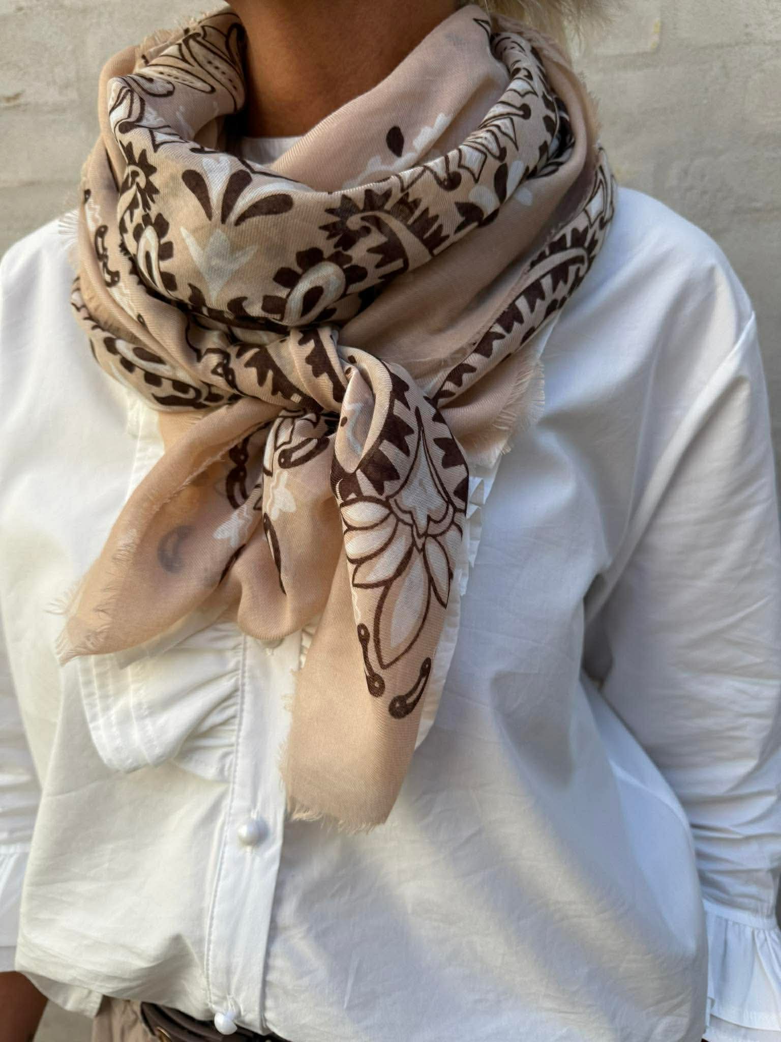 Caitlyn Scarf - Taupe