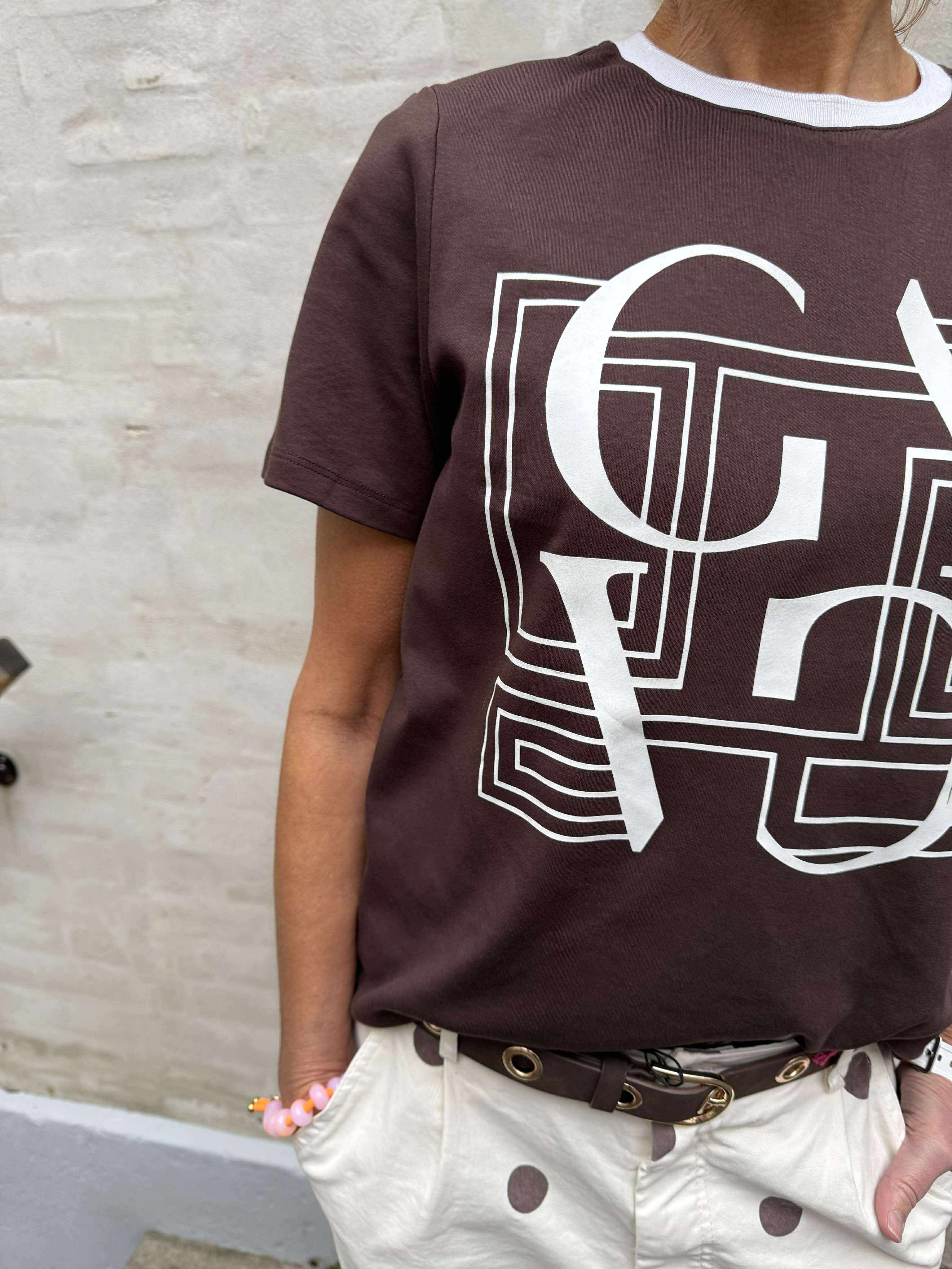 BasGO Tee - Chokolate