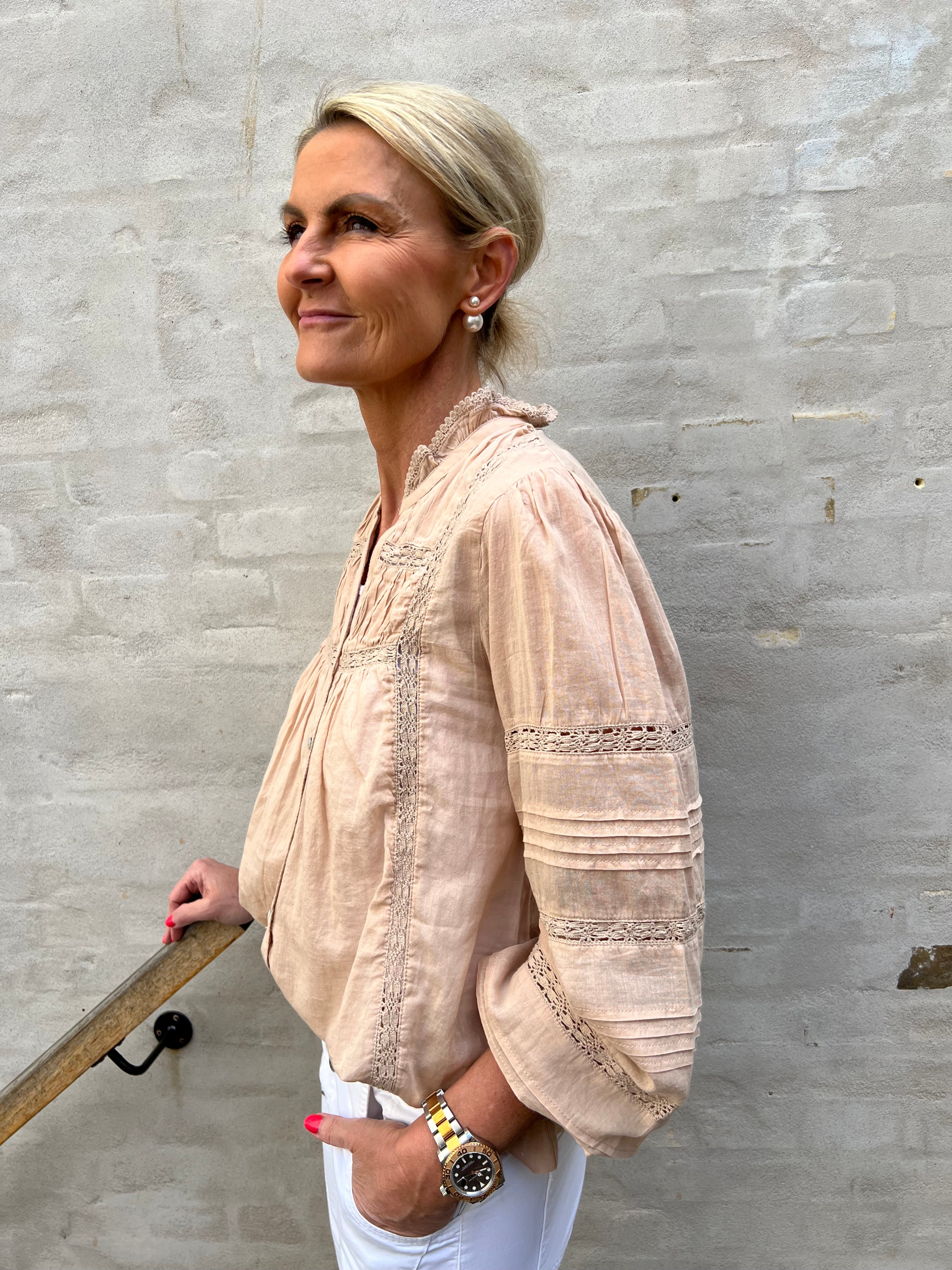 Lyla voile blouse toffee