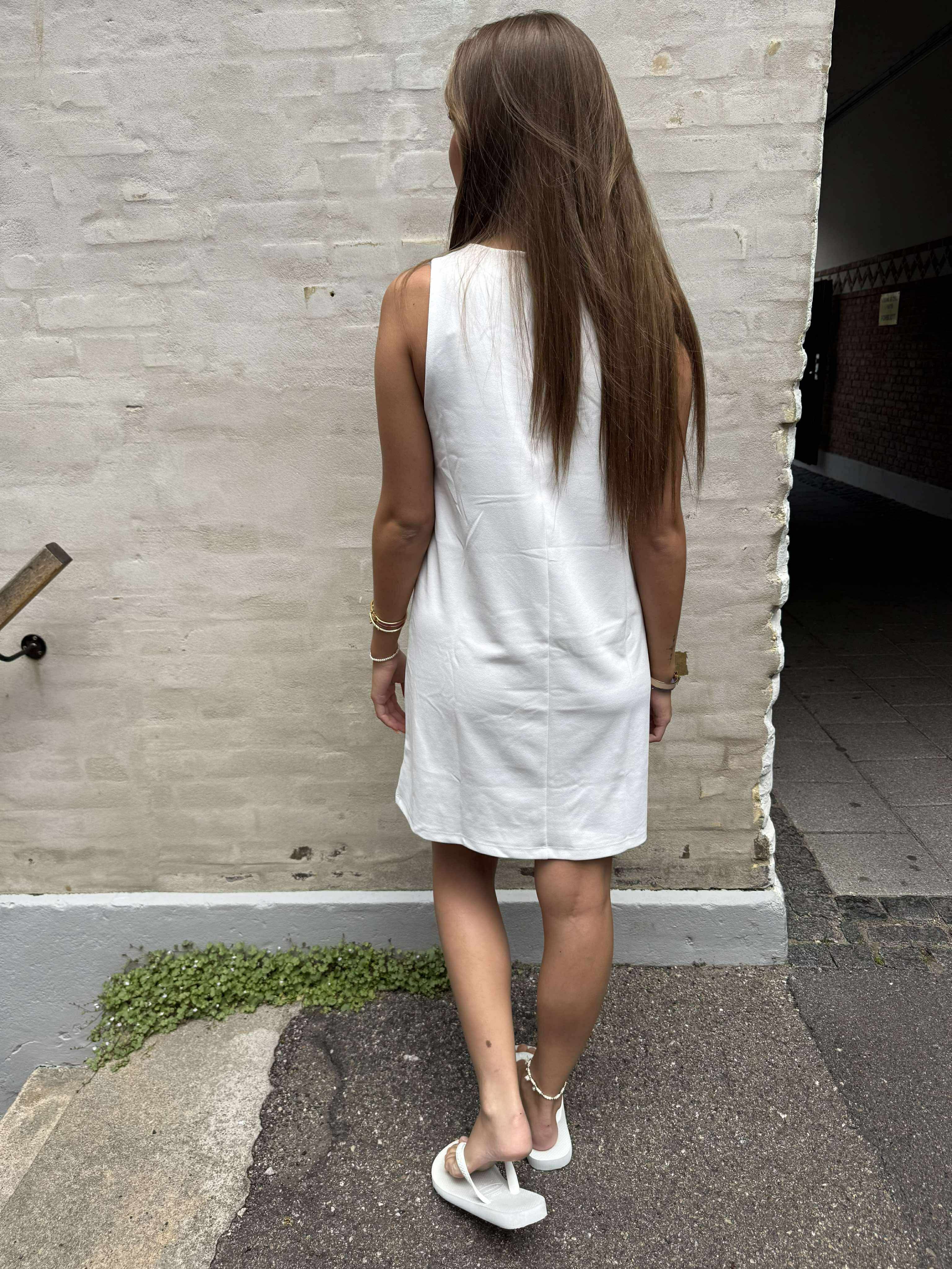 Josella O-Neck Short Dress - Bright White