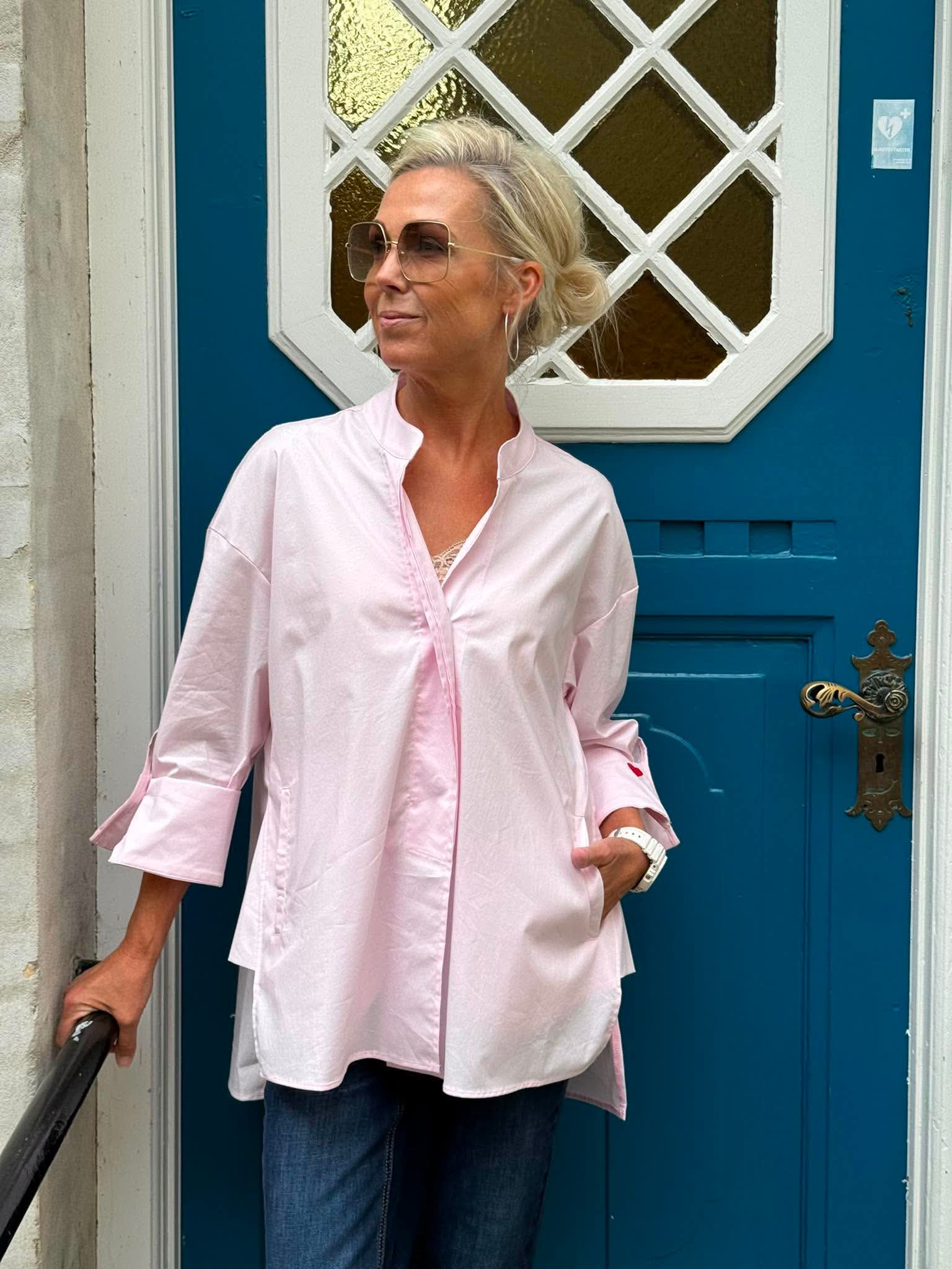 Luna Shirt Love - Light Pink
