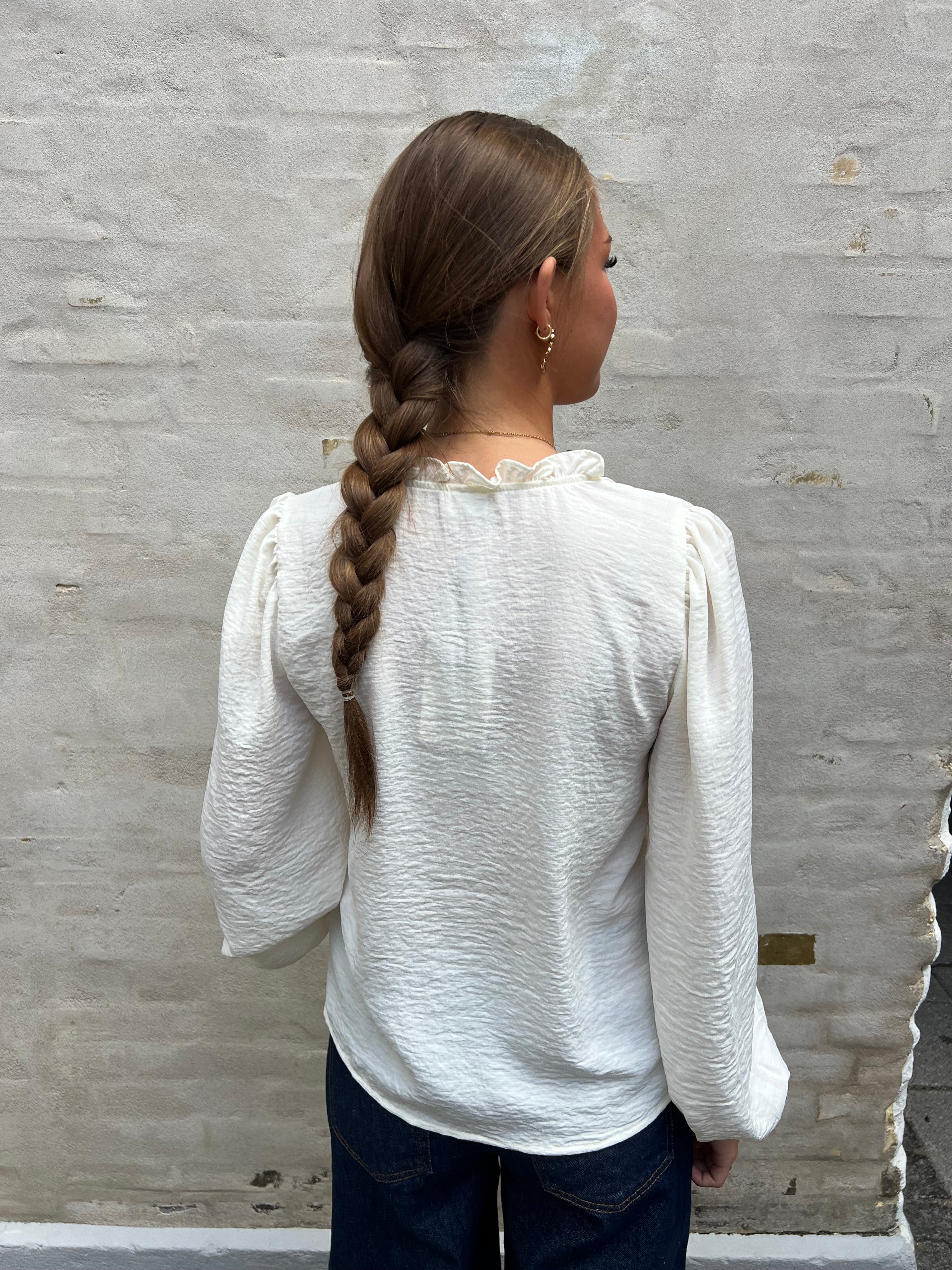 RACHEL LIFE PINTUCK TOP - Cloud Dancer