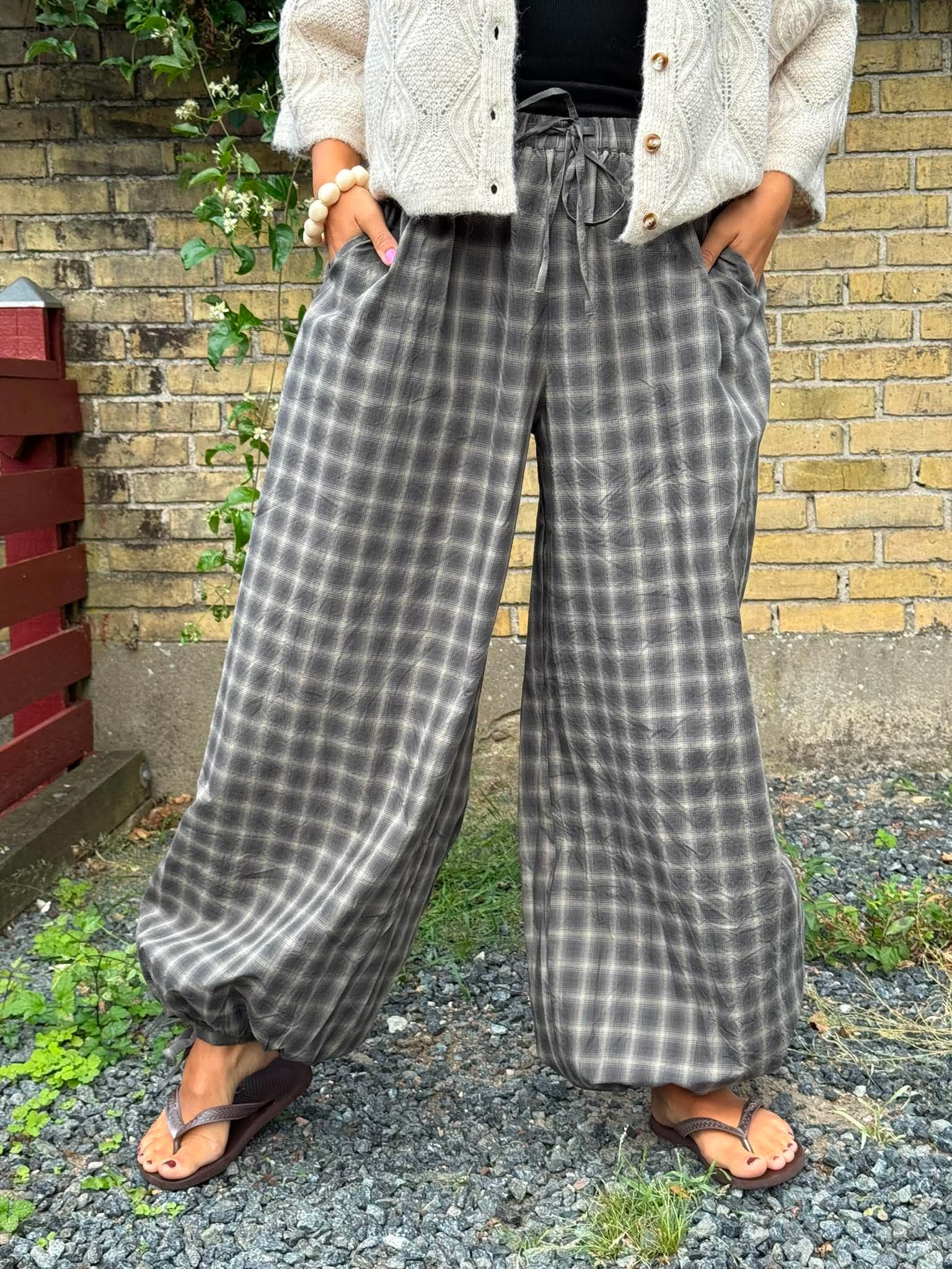 Roxane Balloon Checked Pants - Dusty Army